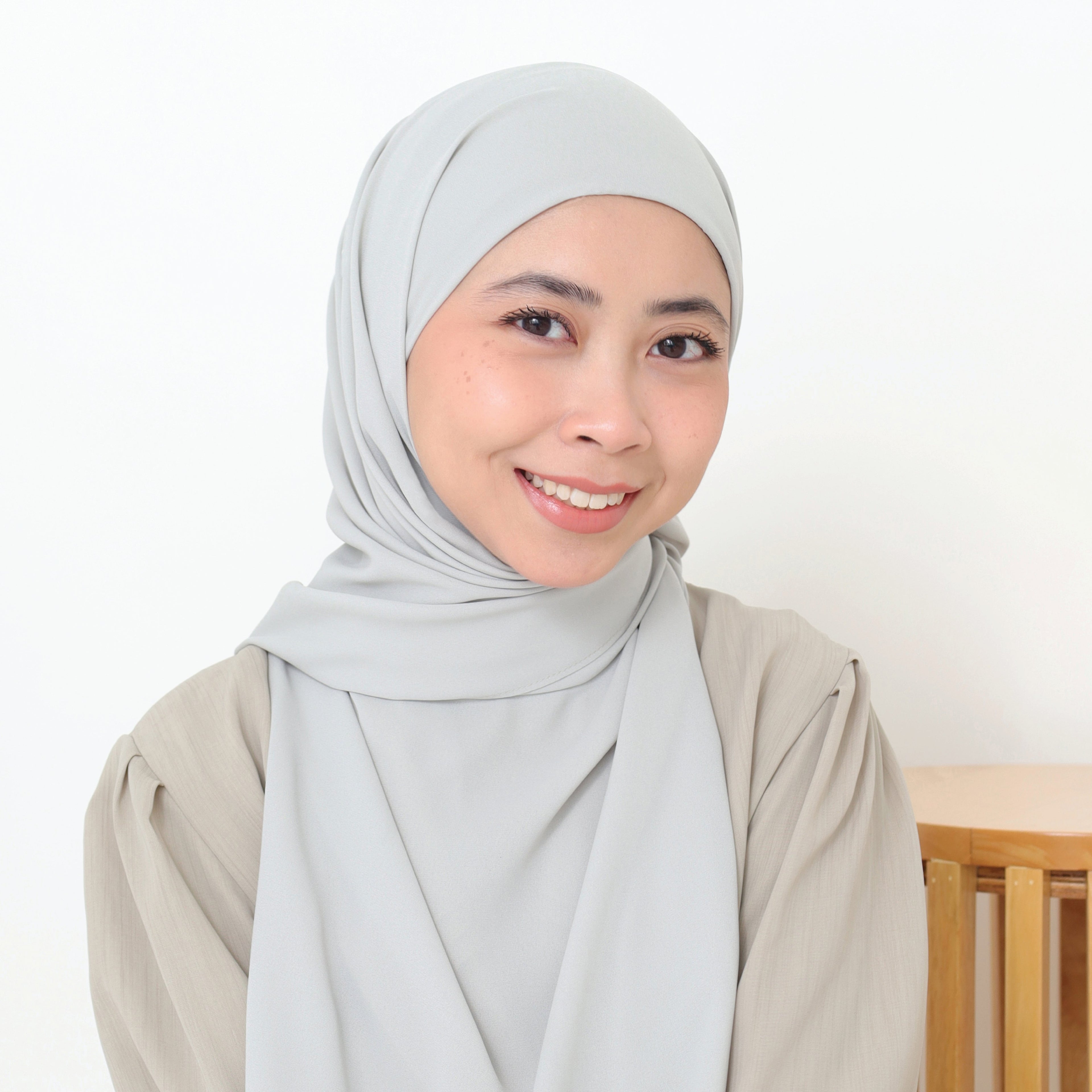 JASMINE HALF MOON INSTANT SHAWL