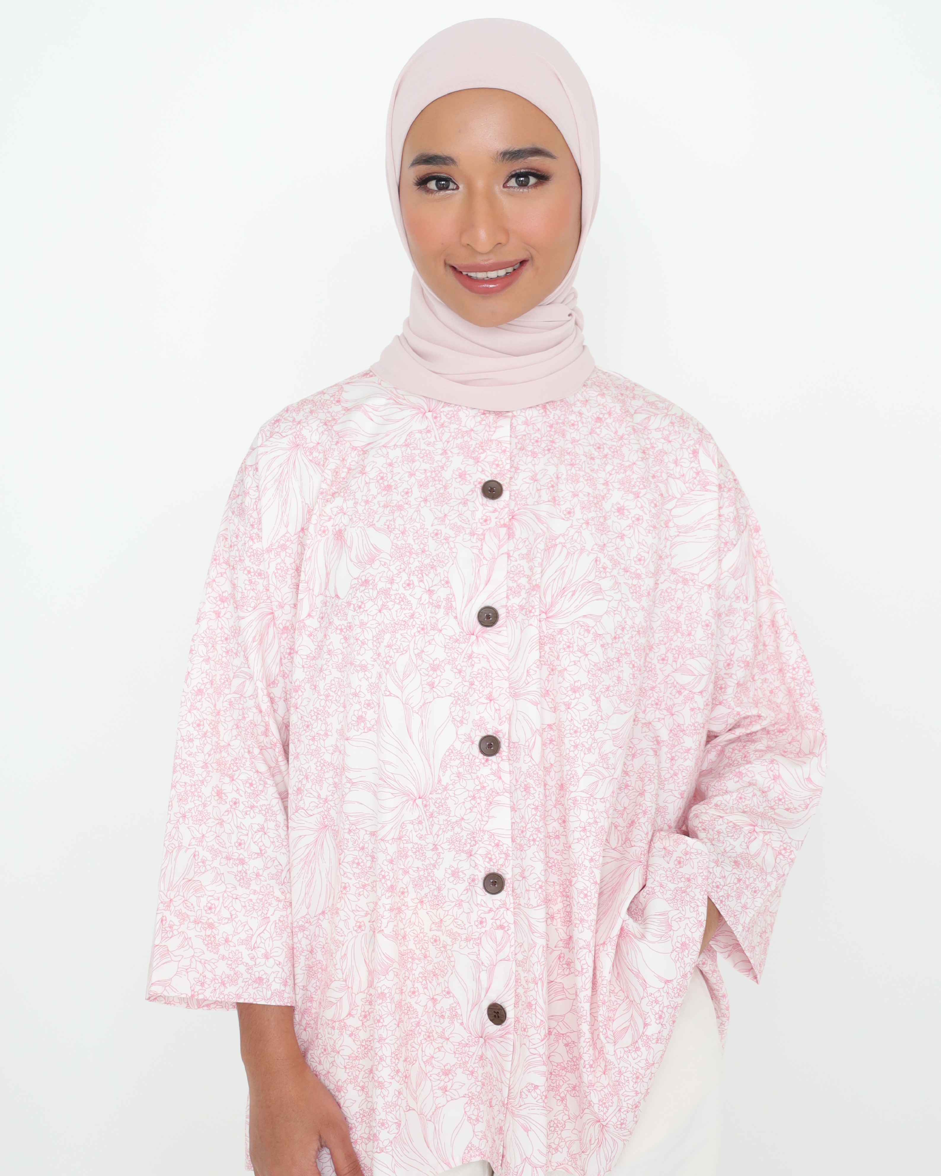 LAYANG SELESA TOP