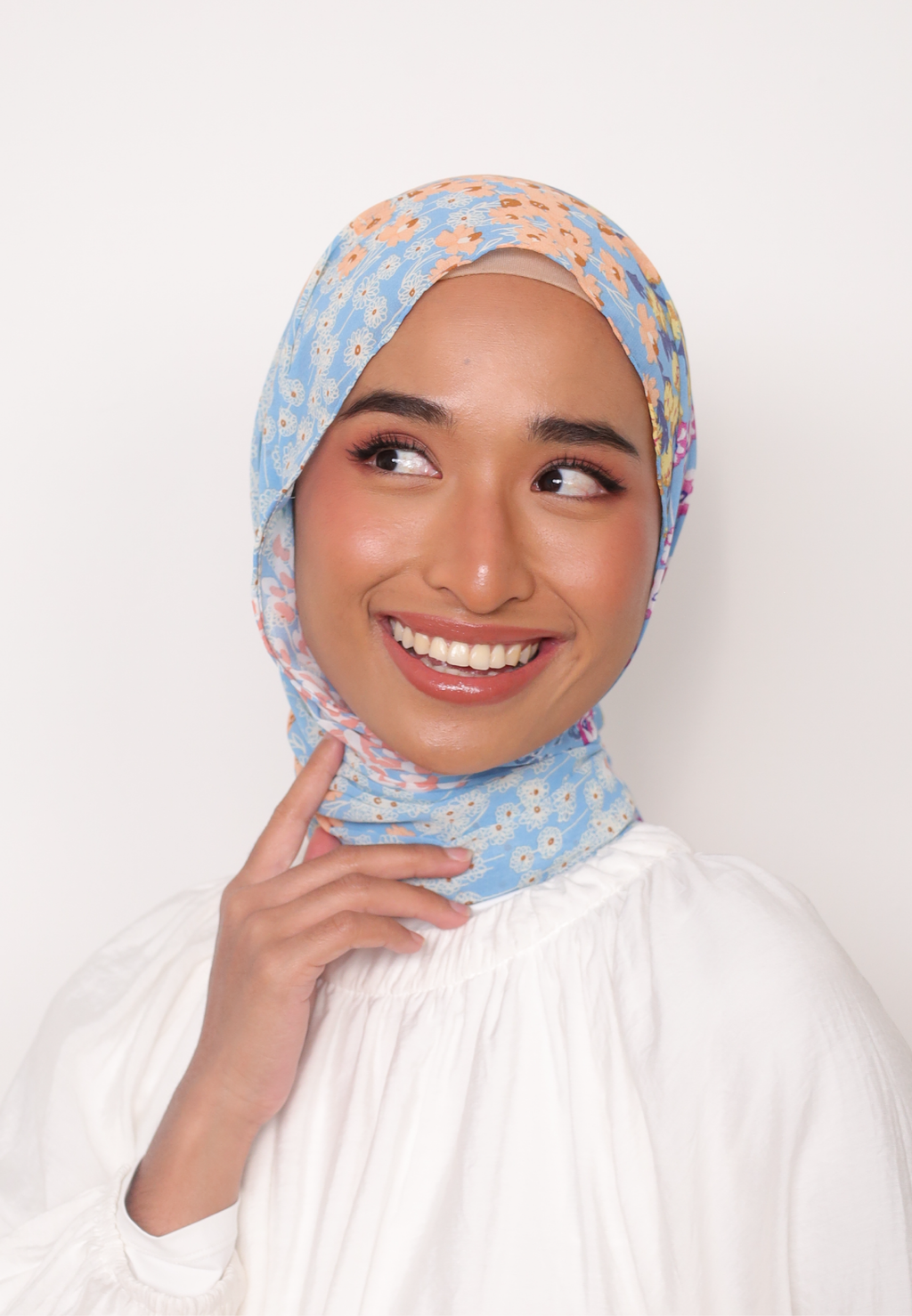 LE BLOOM PRINTED LOOSE SHAWL - SOPHIA