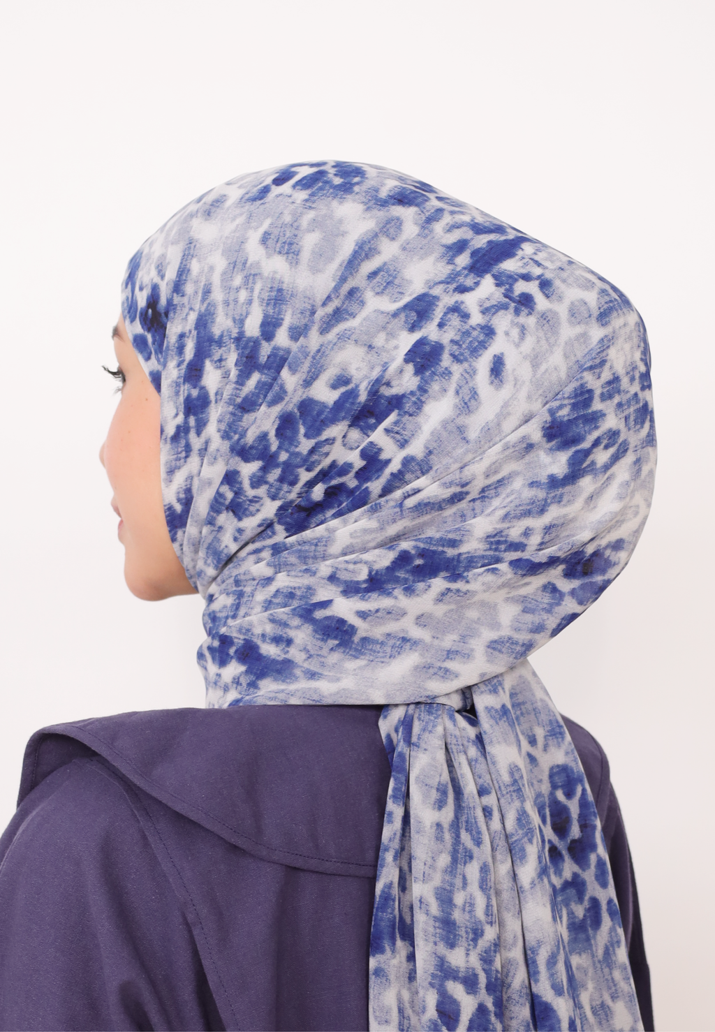 LUMIERÉ PRINTED INSTANT SHAWL - BLEU CELESTE