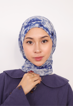 LUMIERÉ PRINTED INSTANT SHAWL - BLEU CELESTE