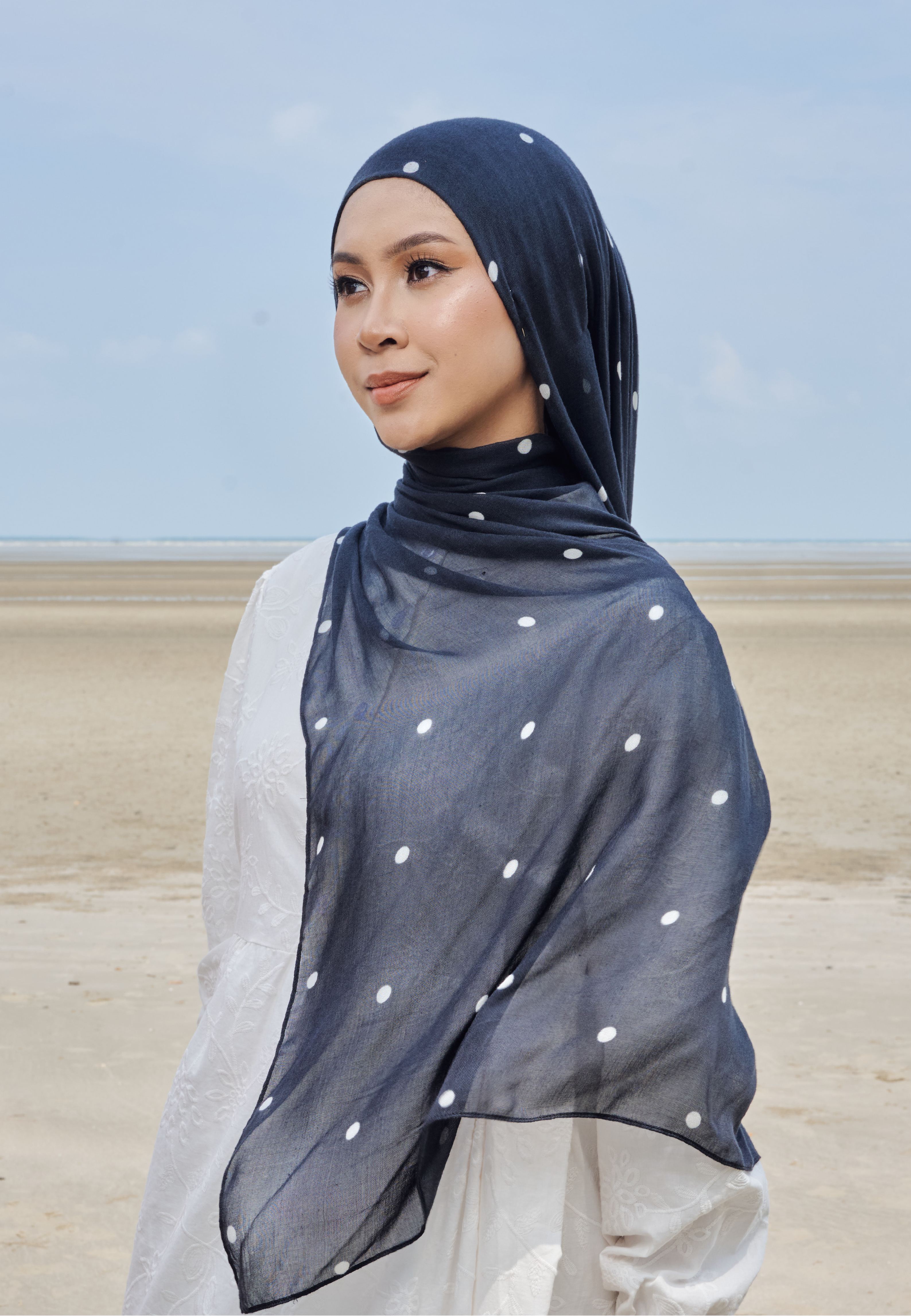 AURA MODAL INSTANT SHAWL - ECLIPSE POLKA