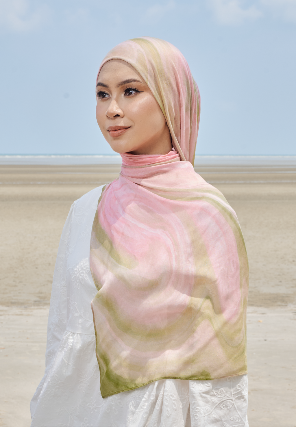 AURA MODAL INSTANT SHAWL - STRAWBERRY MATCHA