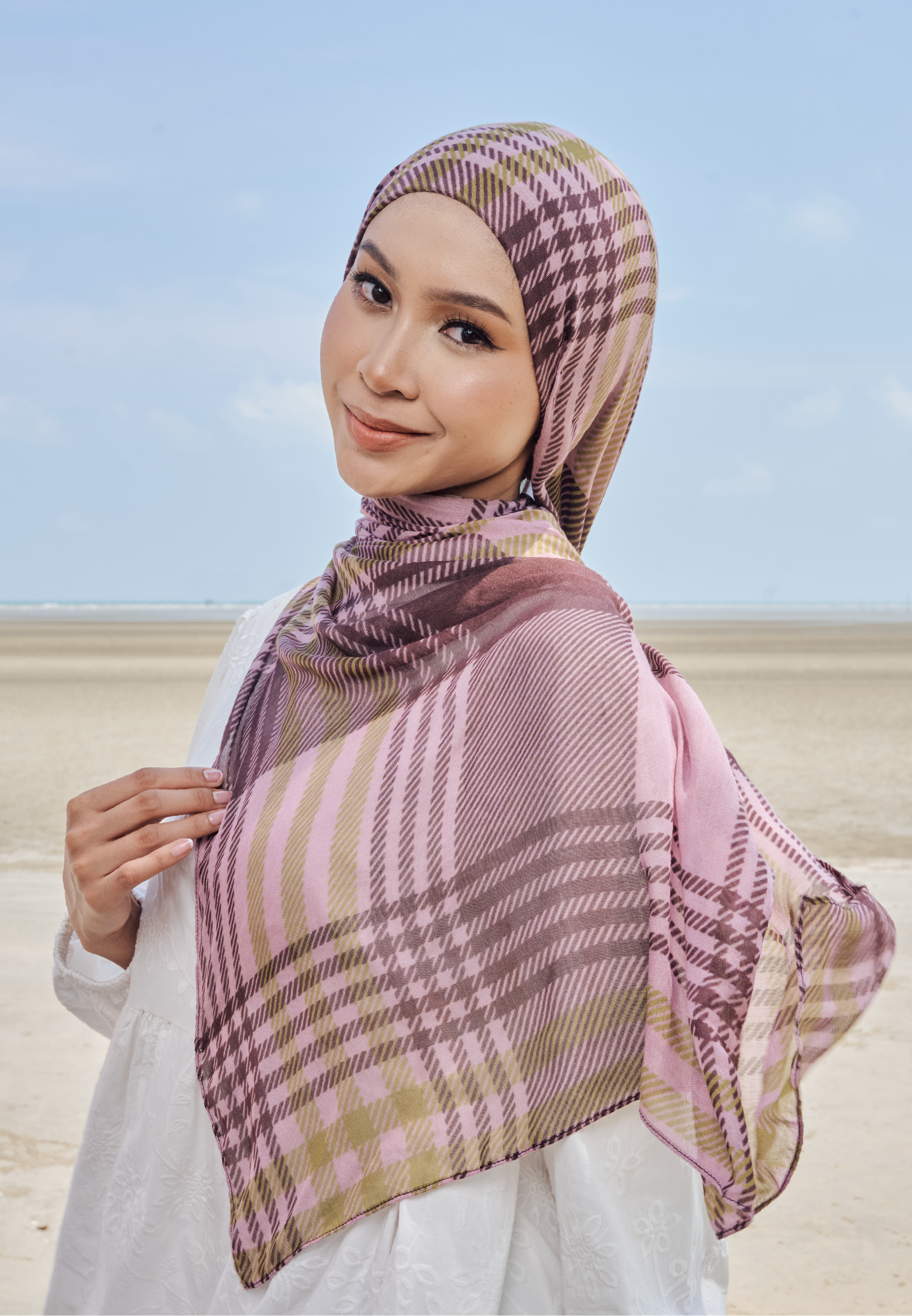 AURA MODAL INSTANT SHAWL - MOCHA PLAID