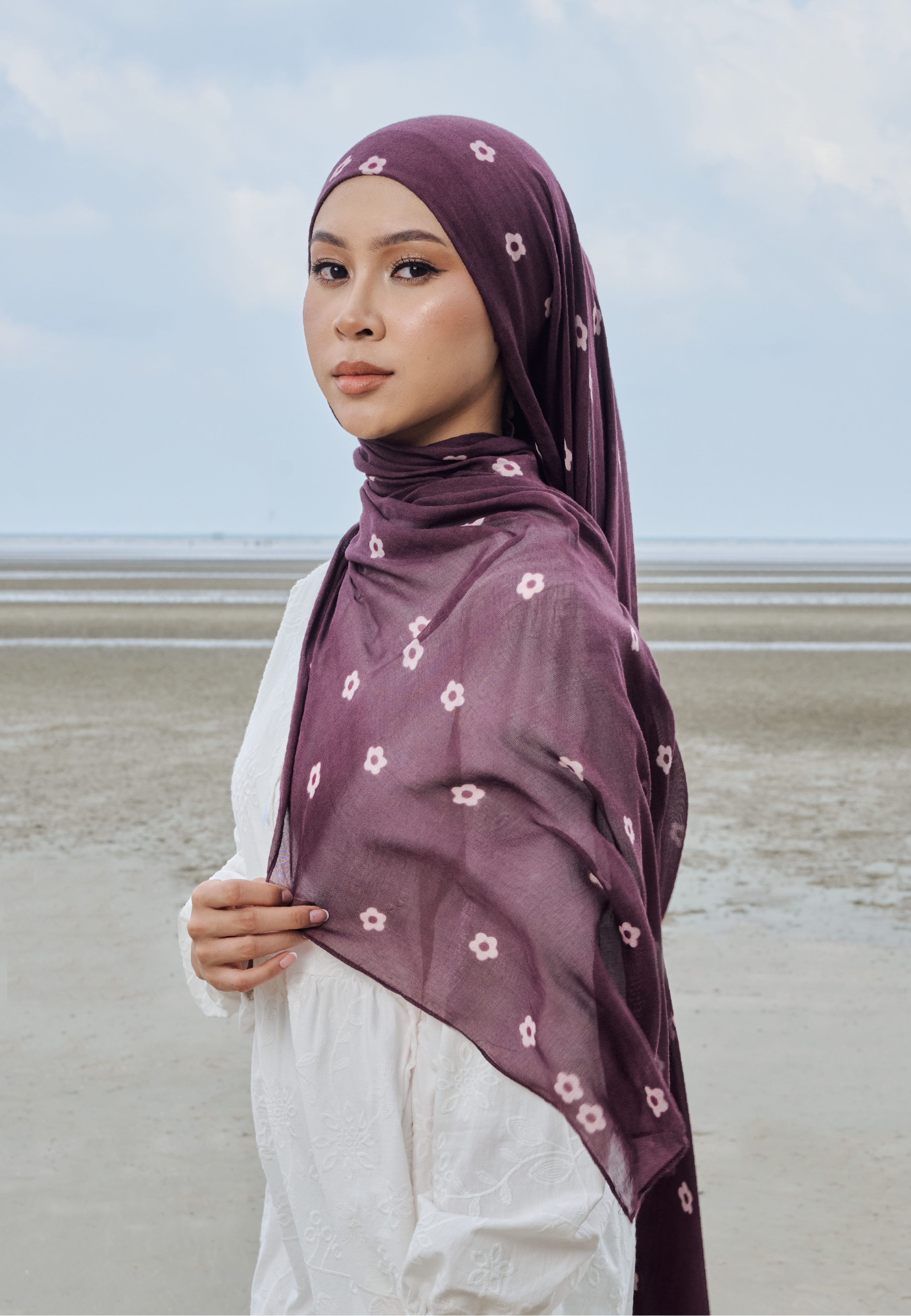 AURA MODAL INSTANT SHAWL - MULBERRY DAISY