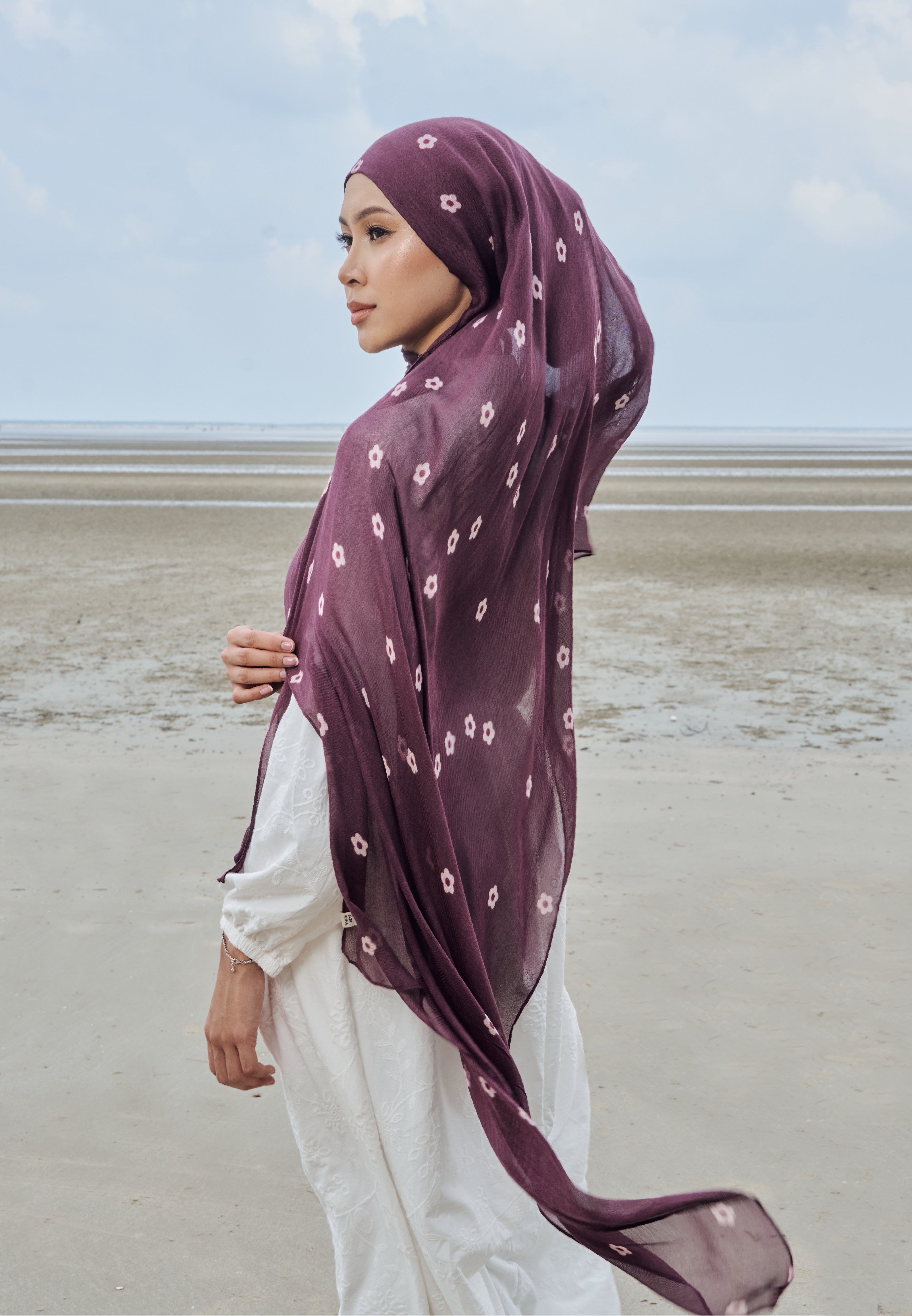 AURA MODAL INSTANT SHAWL - MULBERRY DAISY