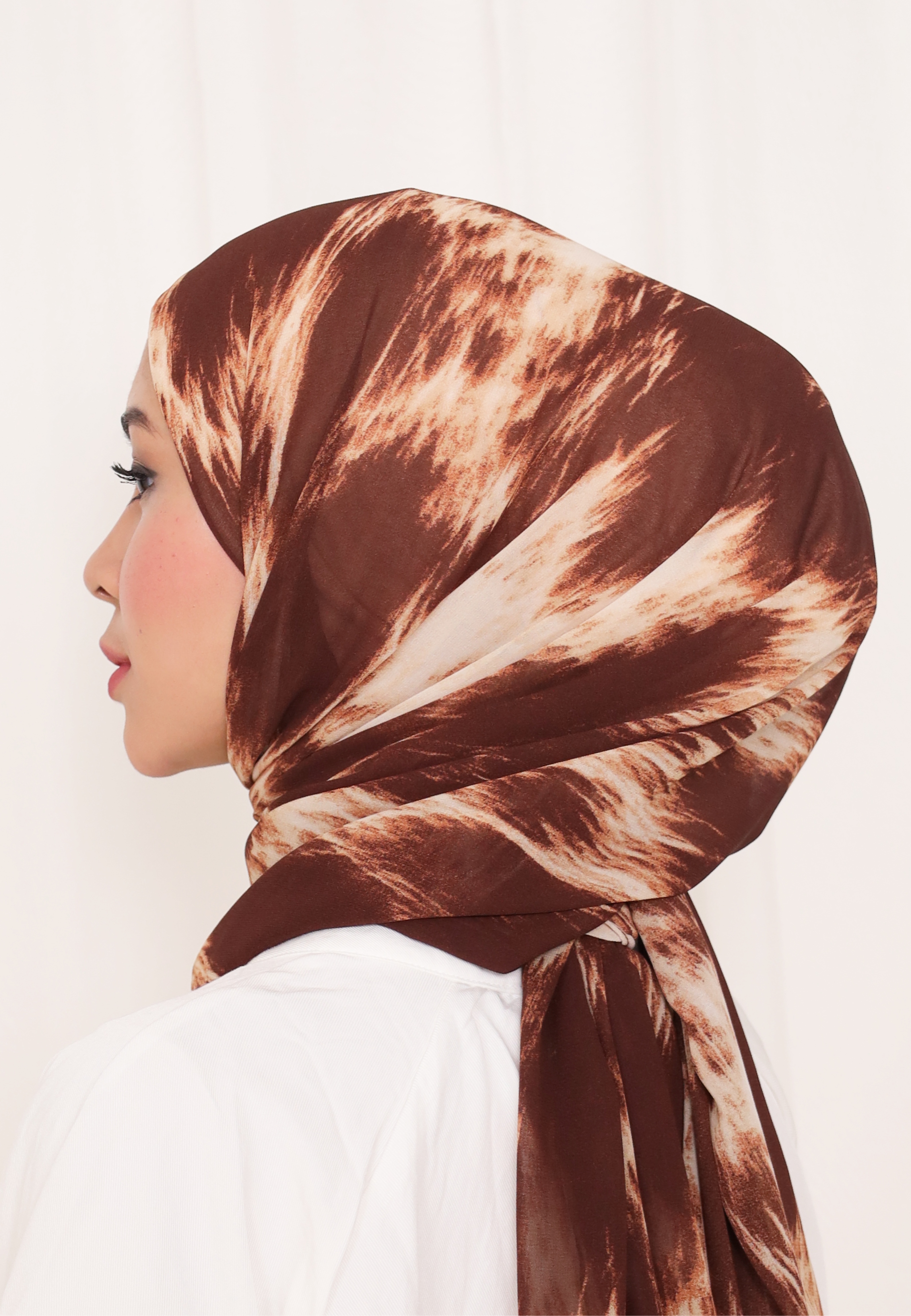 BELIEVE PRINTED INSTANT SHAWL IN NEVER SAY NEVER