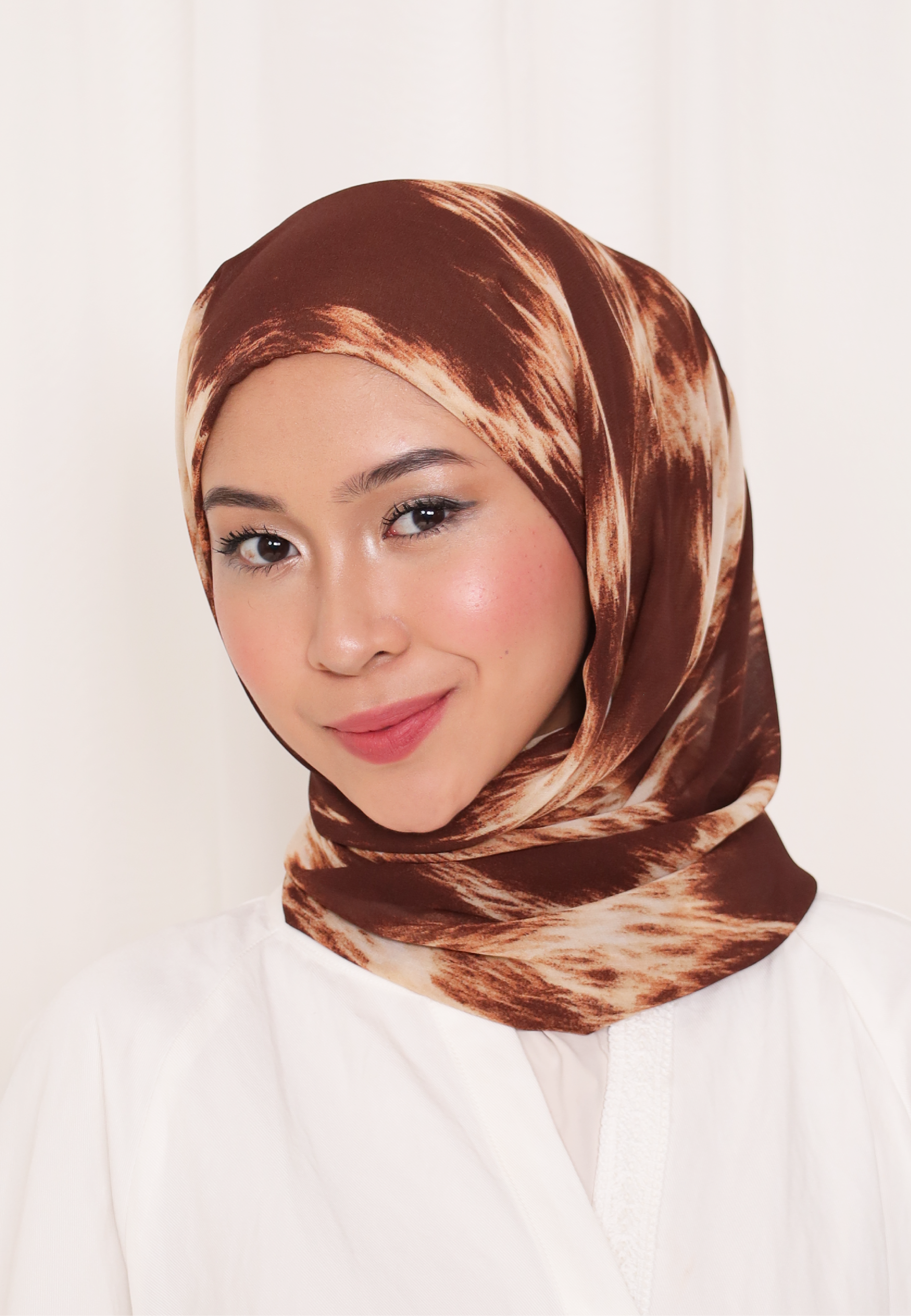 BELIEVE PRINTED INSTANT SHAWL IN NEVER SAY NEVER