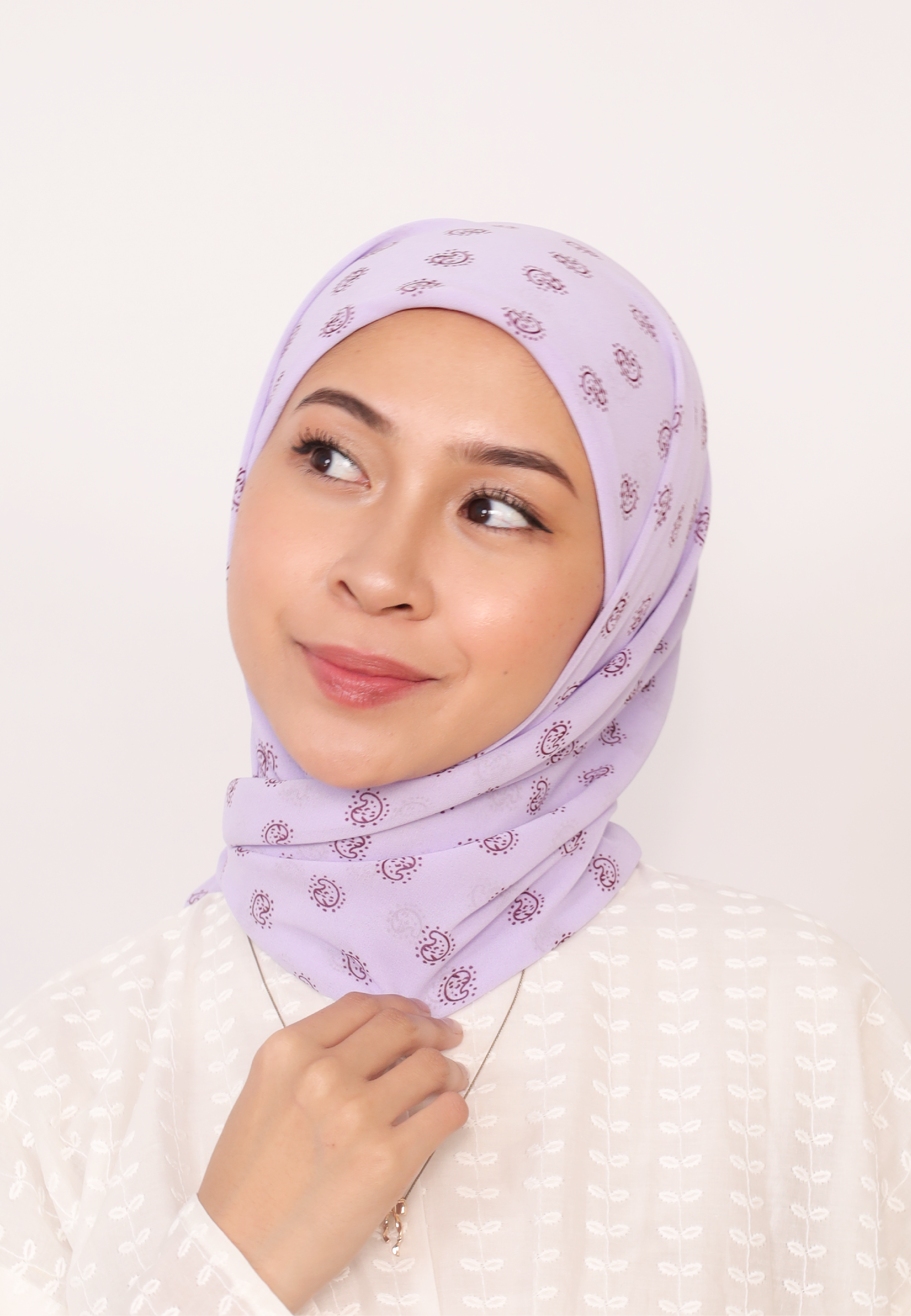 LUMIERÉ PRINTED INSTANT SHAWL - PURPLE PAISLEY