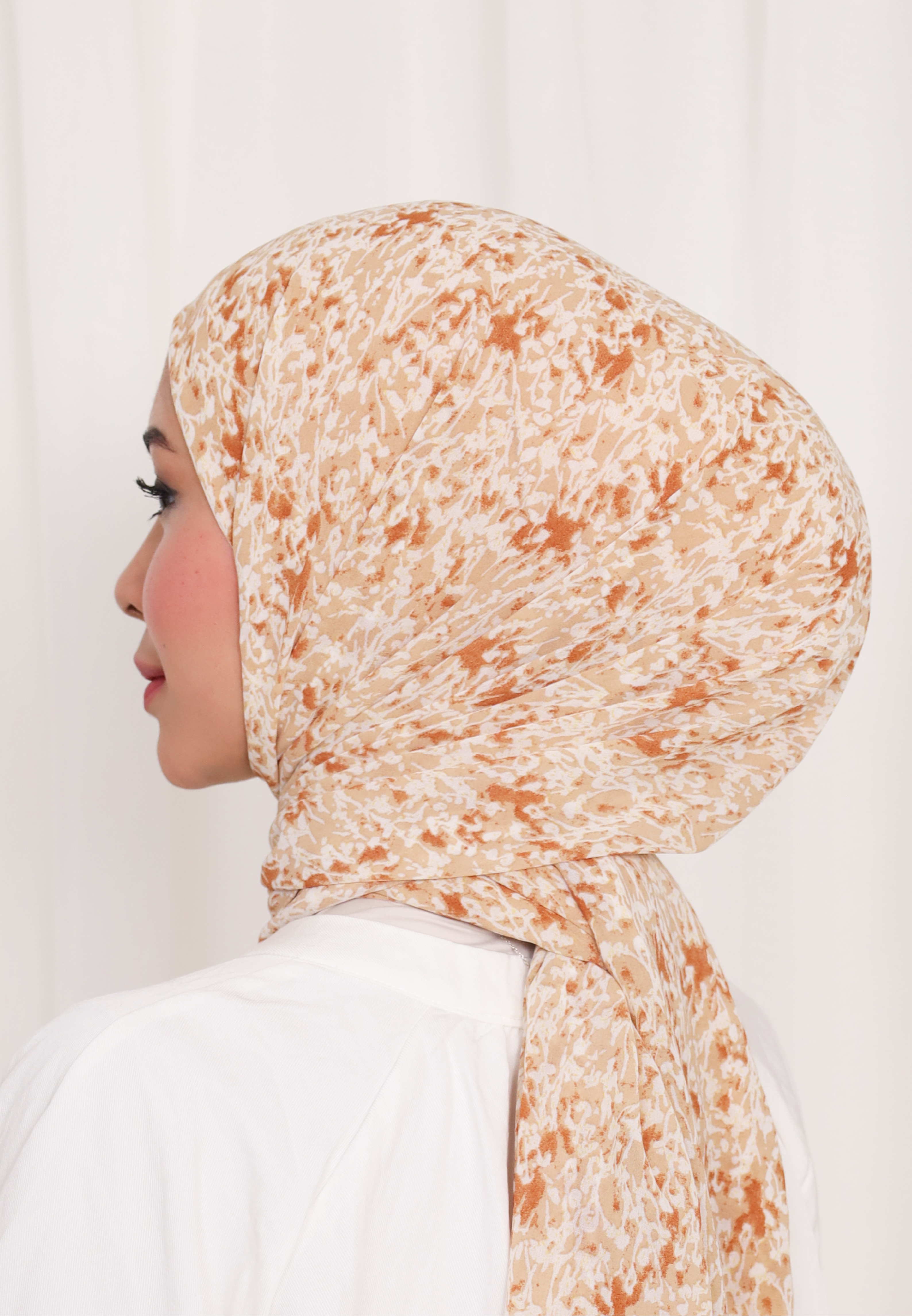 BELIEVE PRINTED INSTANT SHAWL IN SOMEBODY TO LOVE