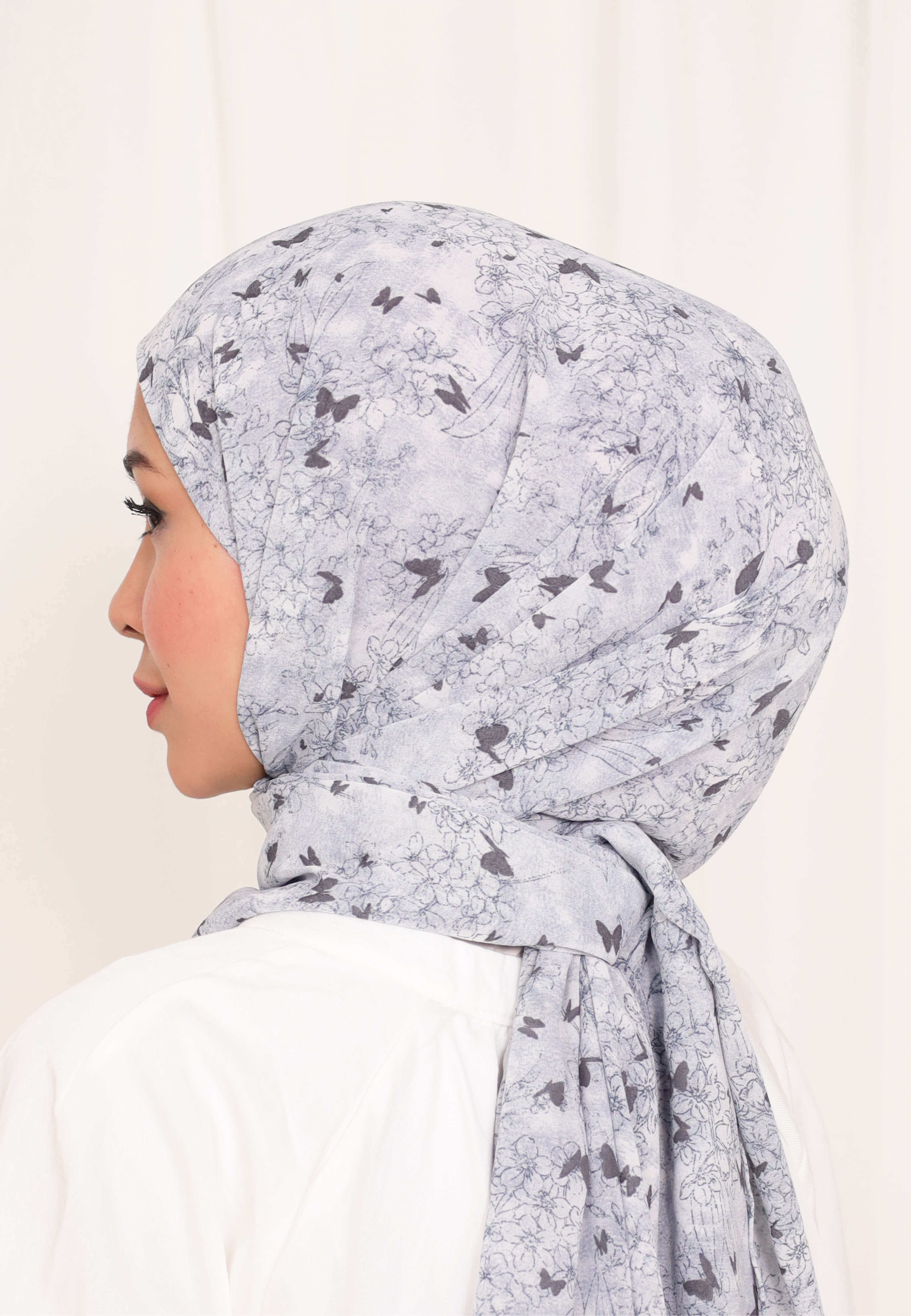 BELIEVE PRINTED INSTANT SHAWL IN THAT SHOULD BE ME