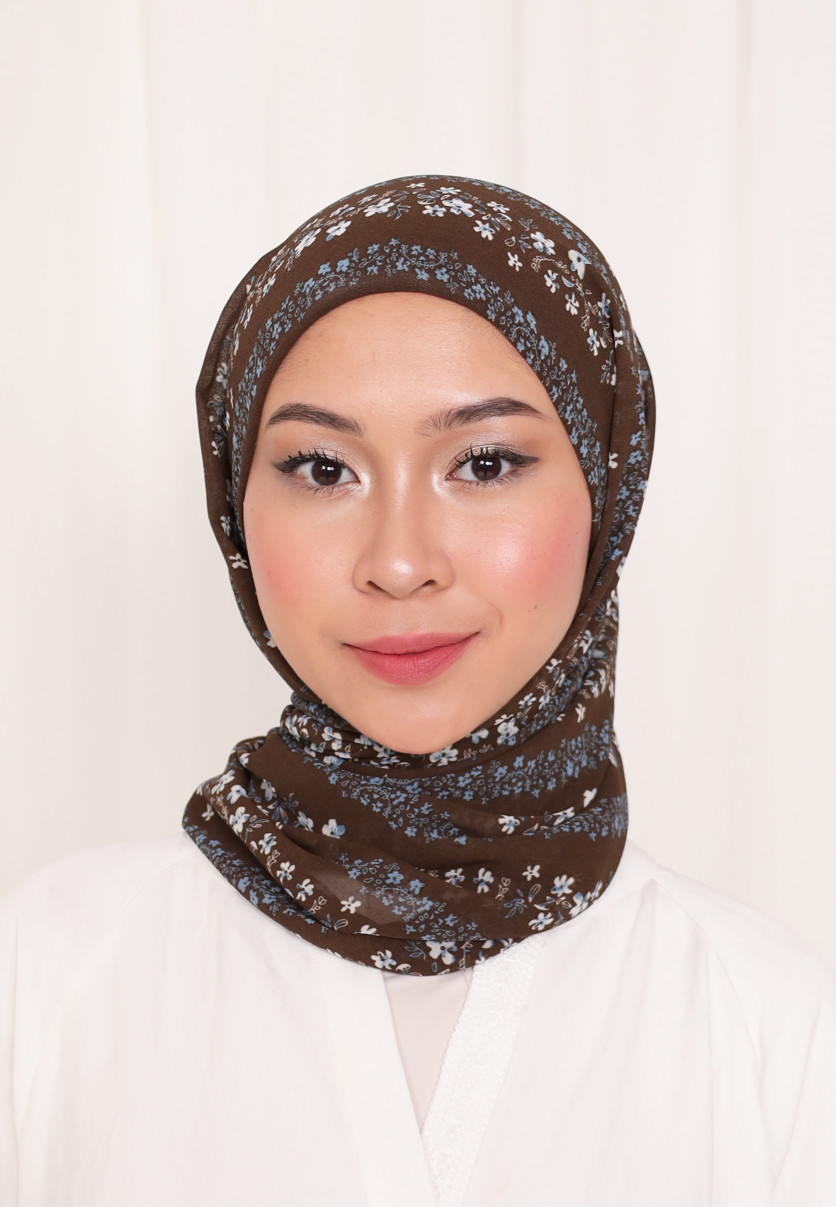 BELIEVE PRINTED INSTANT SHAWL IN U SMILE