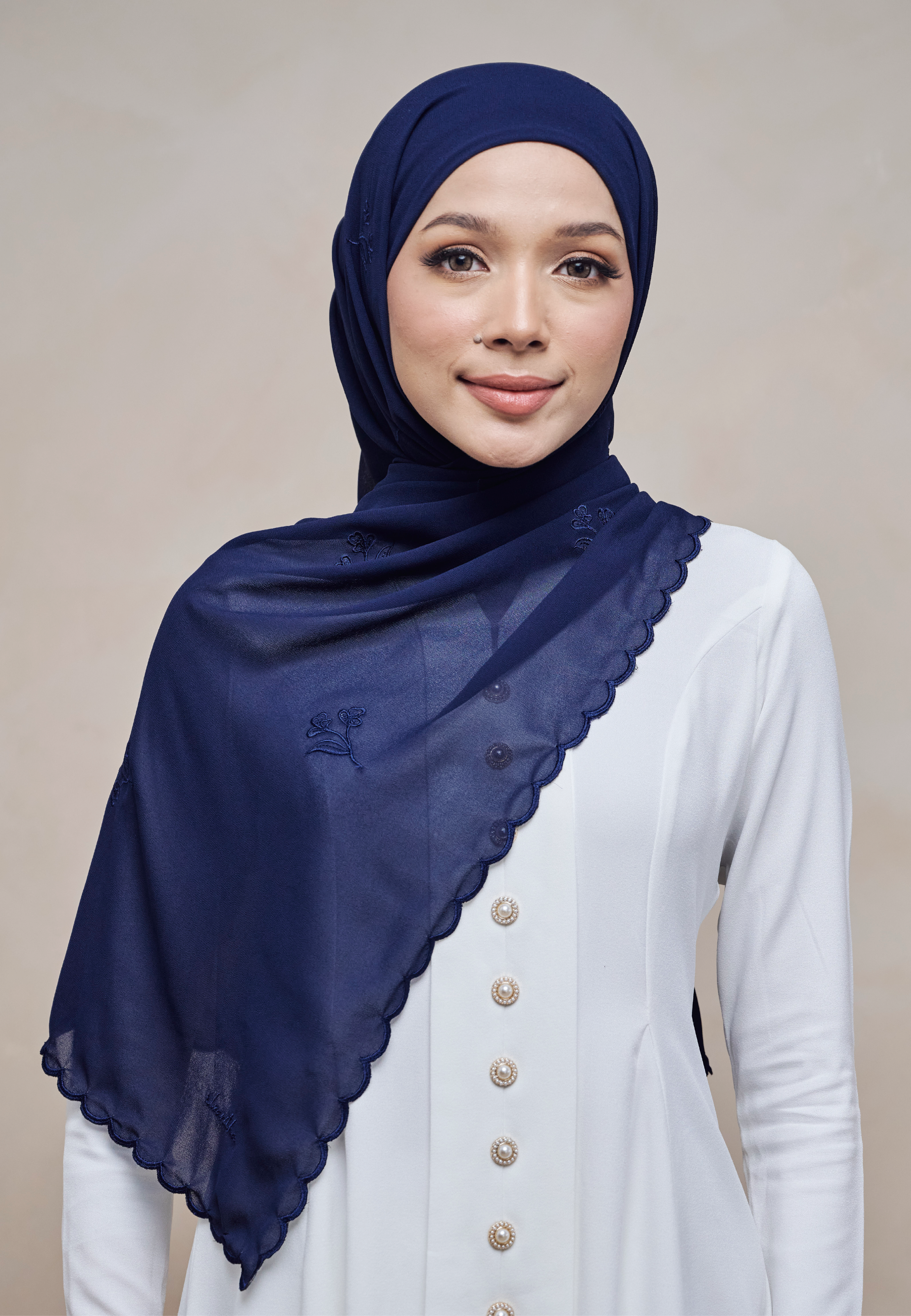 KUNTUM INSTANT SHAWL IN BIRU GELAP