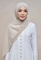 KUNTUM INSTANT SHAWL IN SAWO MATANG