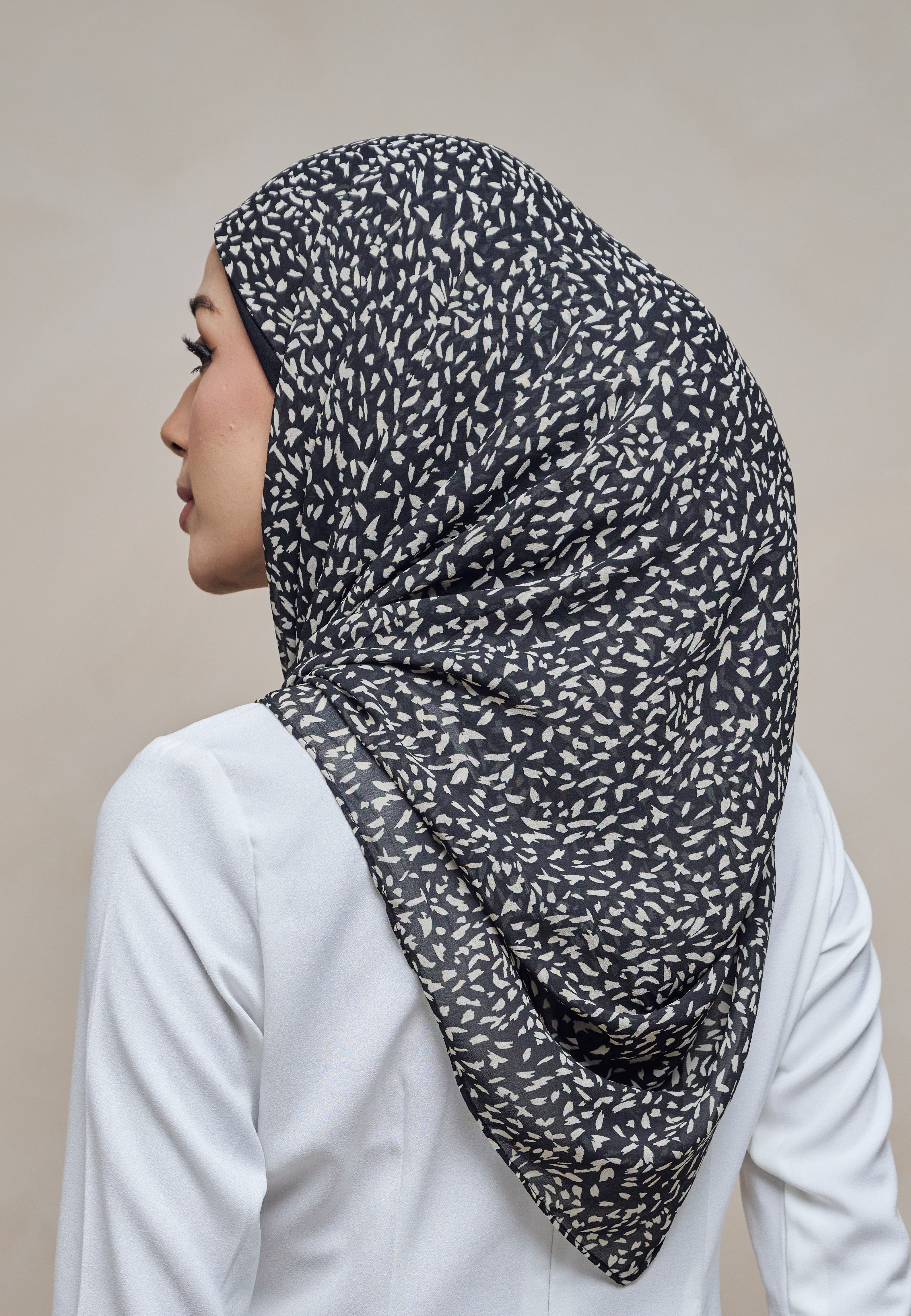 ANOM NIRMALA INSTANT PRINTED BAWAL - KROMA