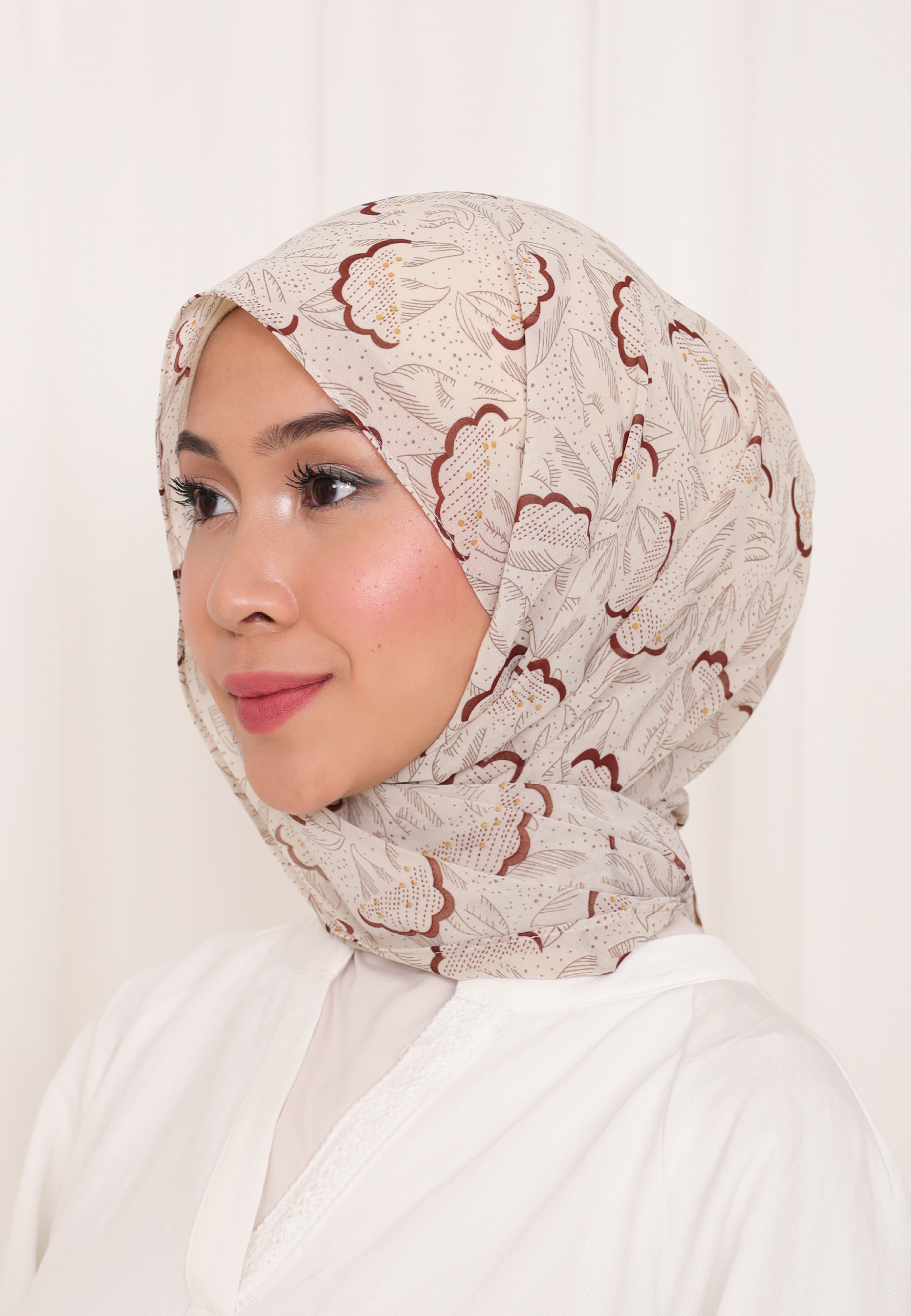 BELIEVE PRINTED LOOSE SHAWL IN AERA