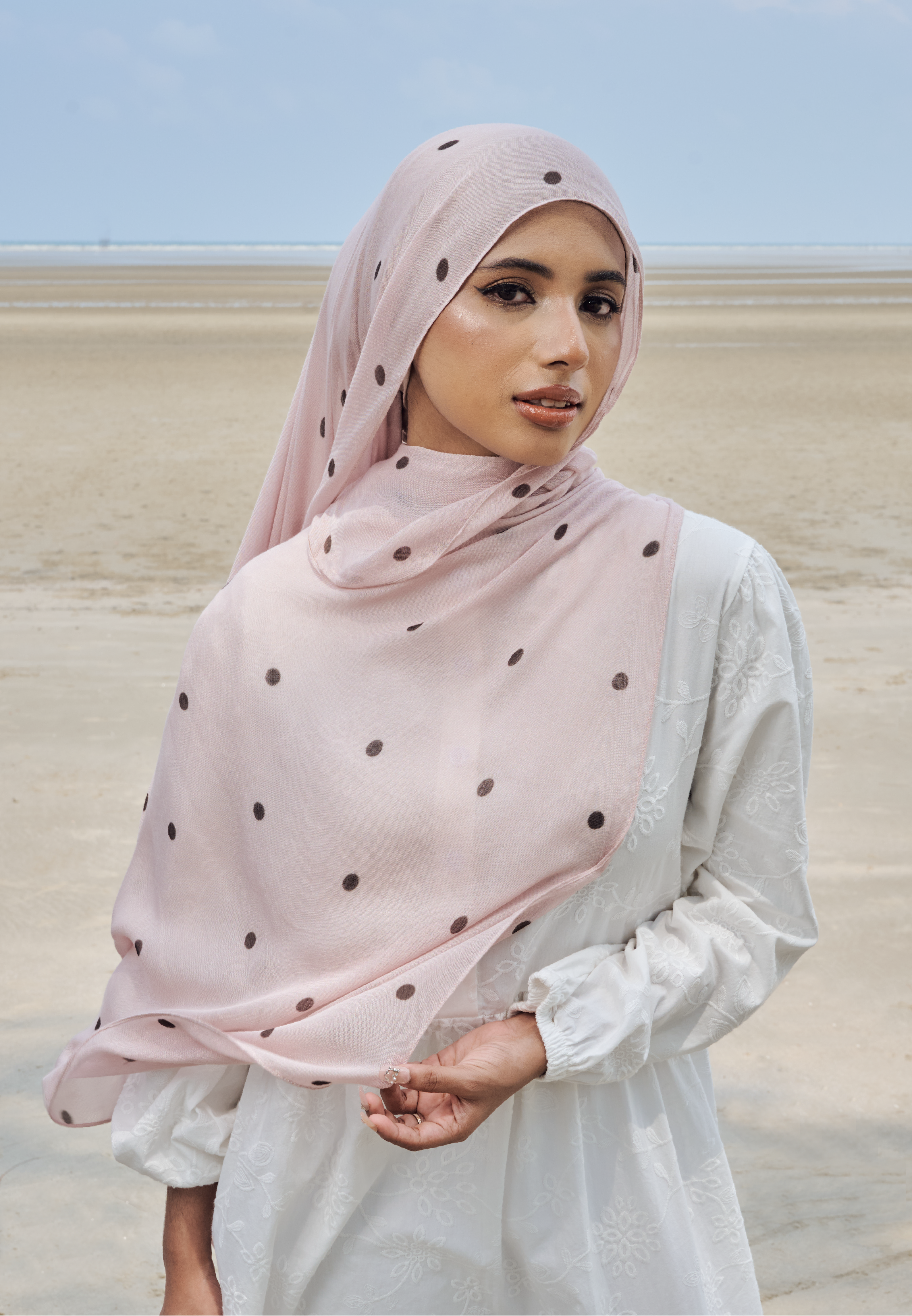 AURA MODAL LOOSE SHAWL - BUTTERCREAM POLKA