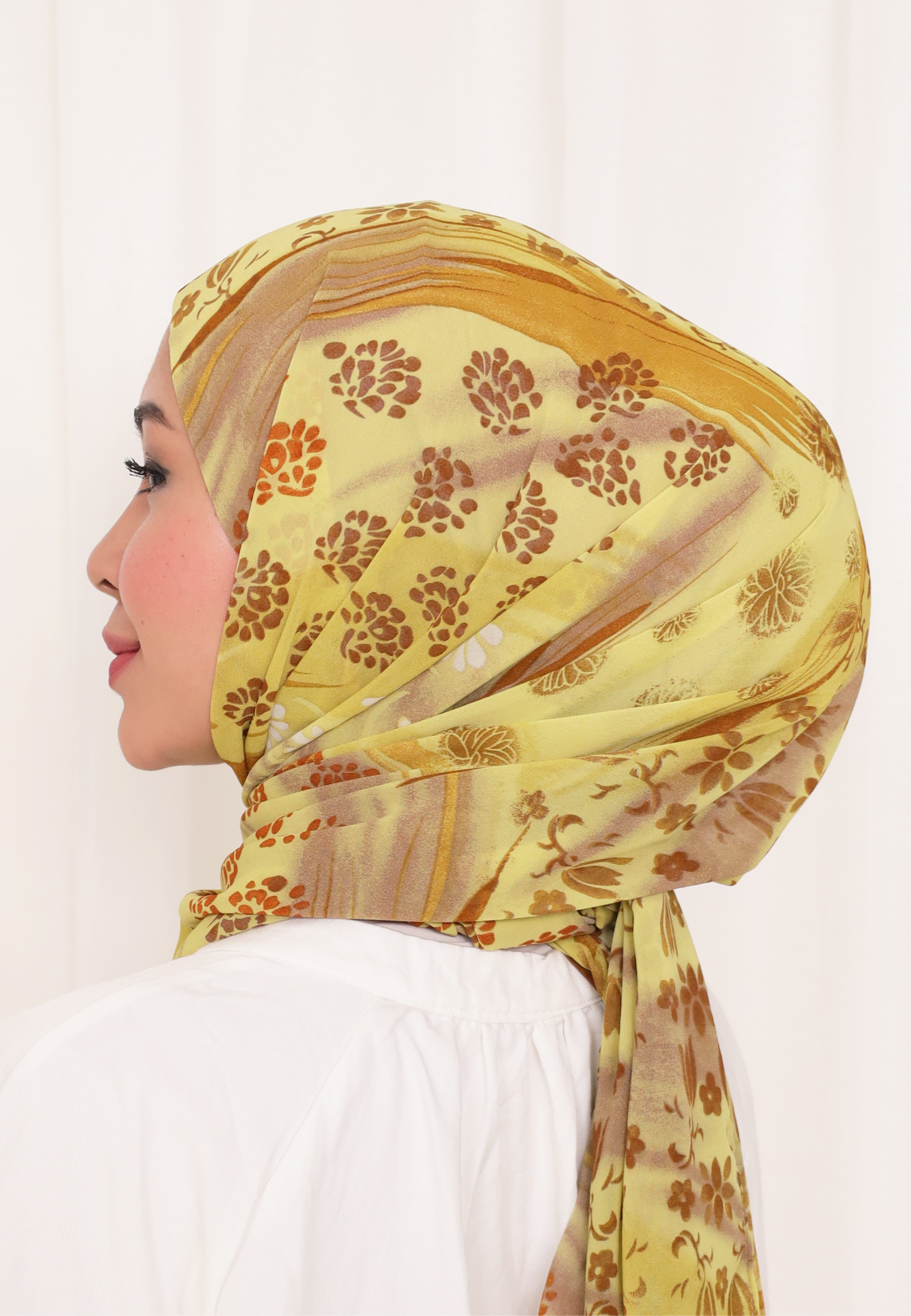 BELIEVE PRINTED LOOSE SHAWL IN BABY