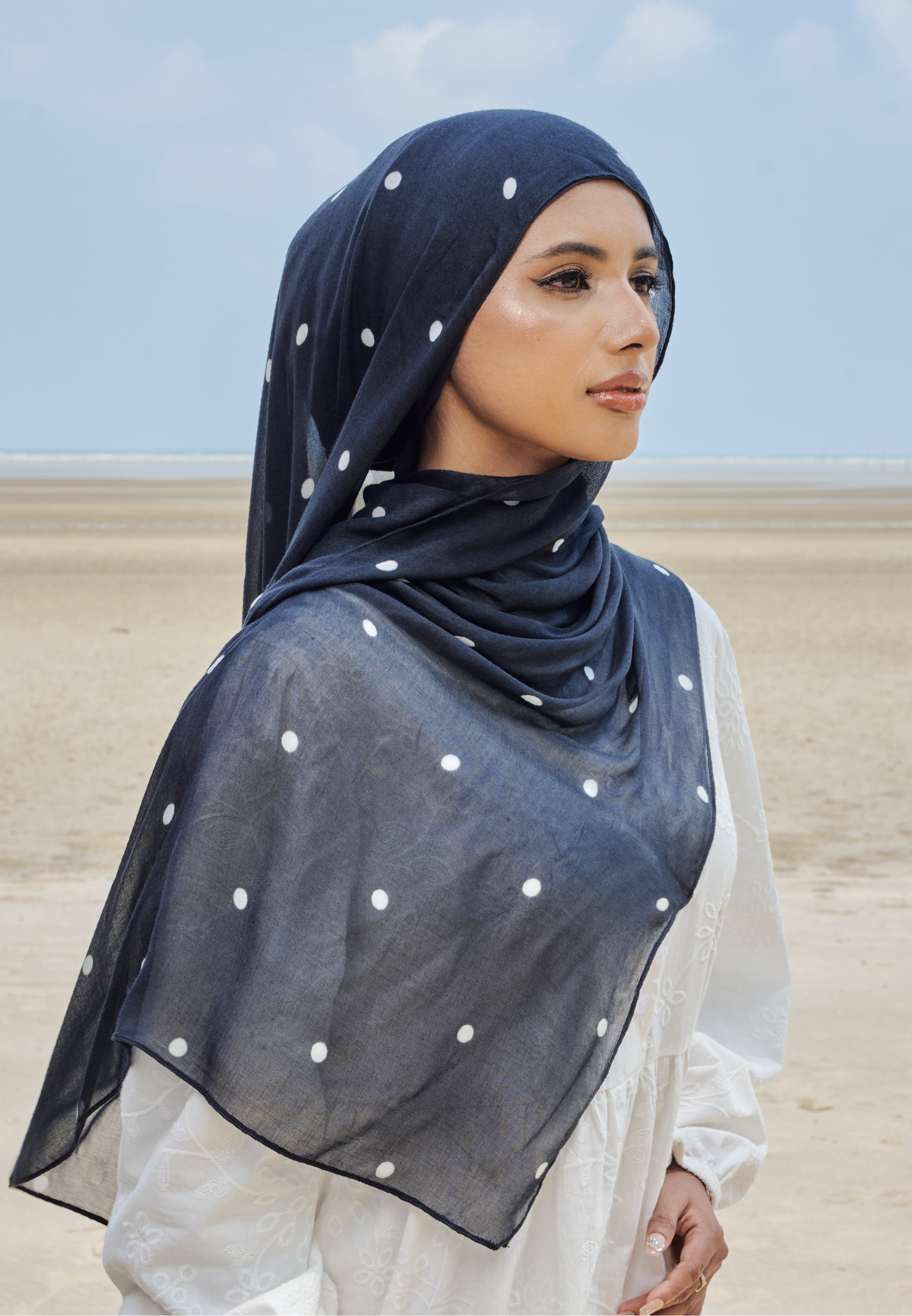 AURA MODAL LOOSE SHAWL - ECLIPSE POLKA