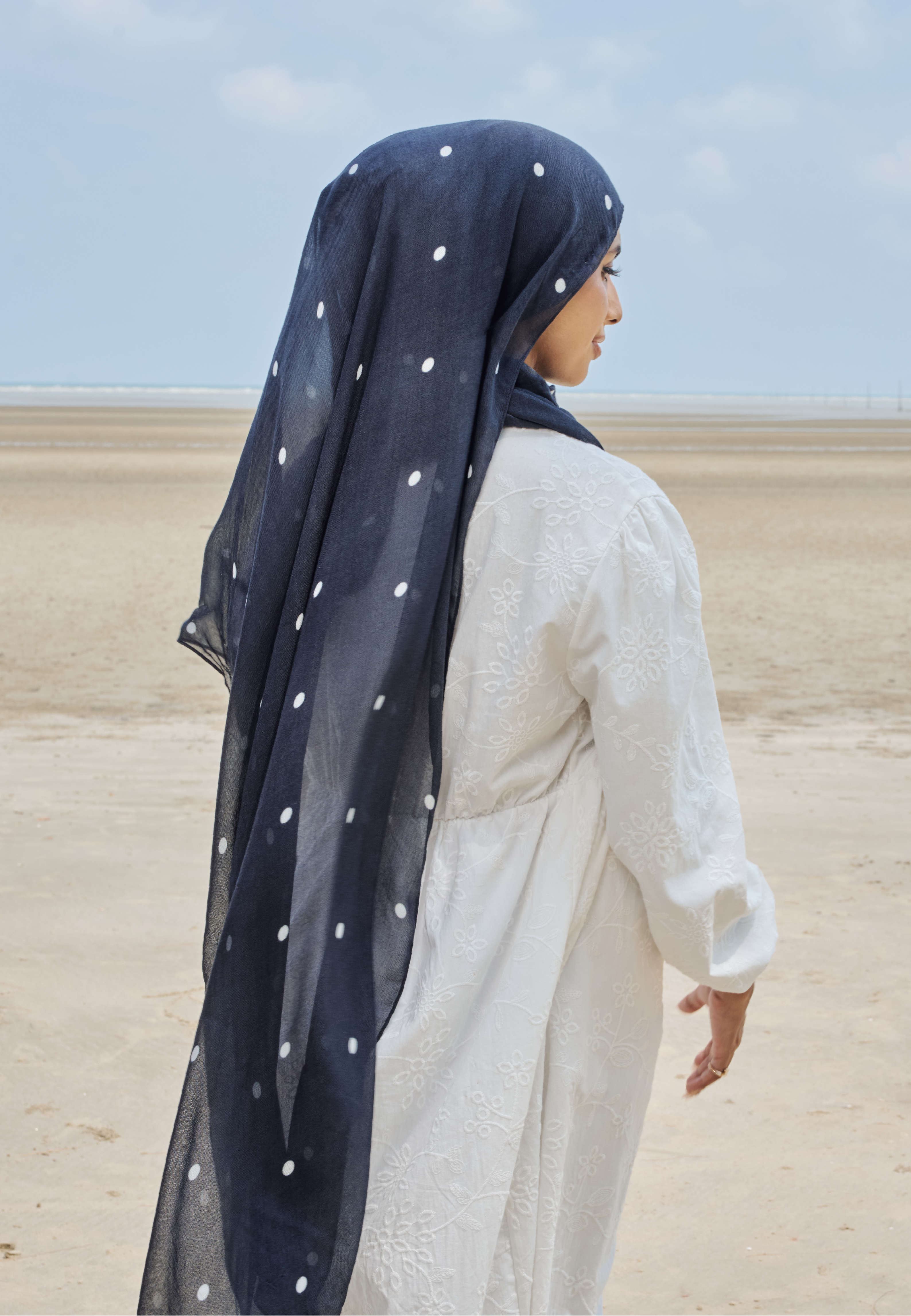 AURA MODAL LOOSE SHAWL - ECLIPSE POLKA