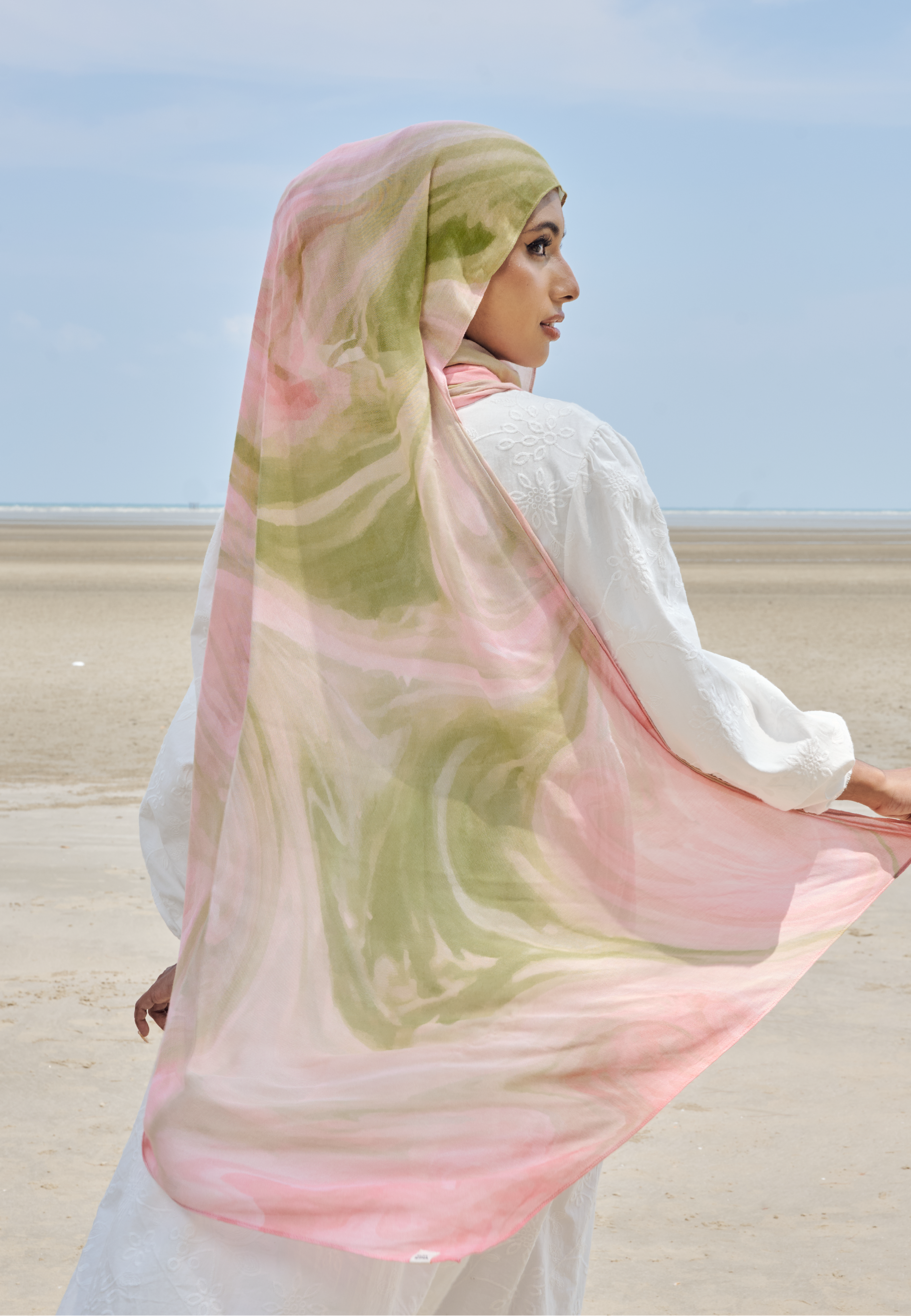 AURA MODAL LOOSE SHAWL - STRAWBERRY MATCHA