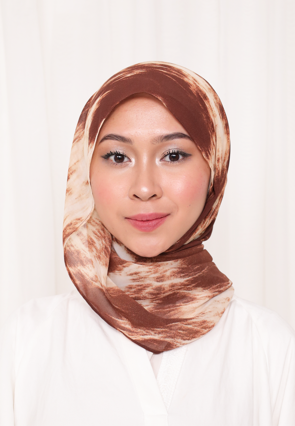 BELIEVE PRINTED LOOSE SHAWL IN NEVER SAY NEVER