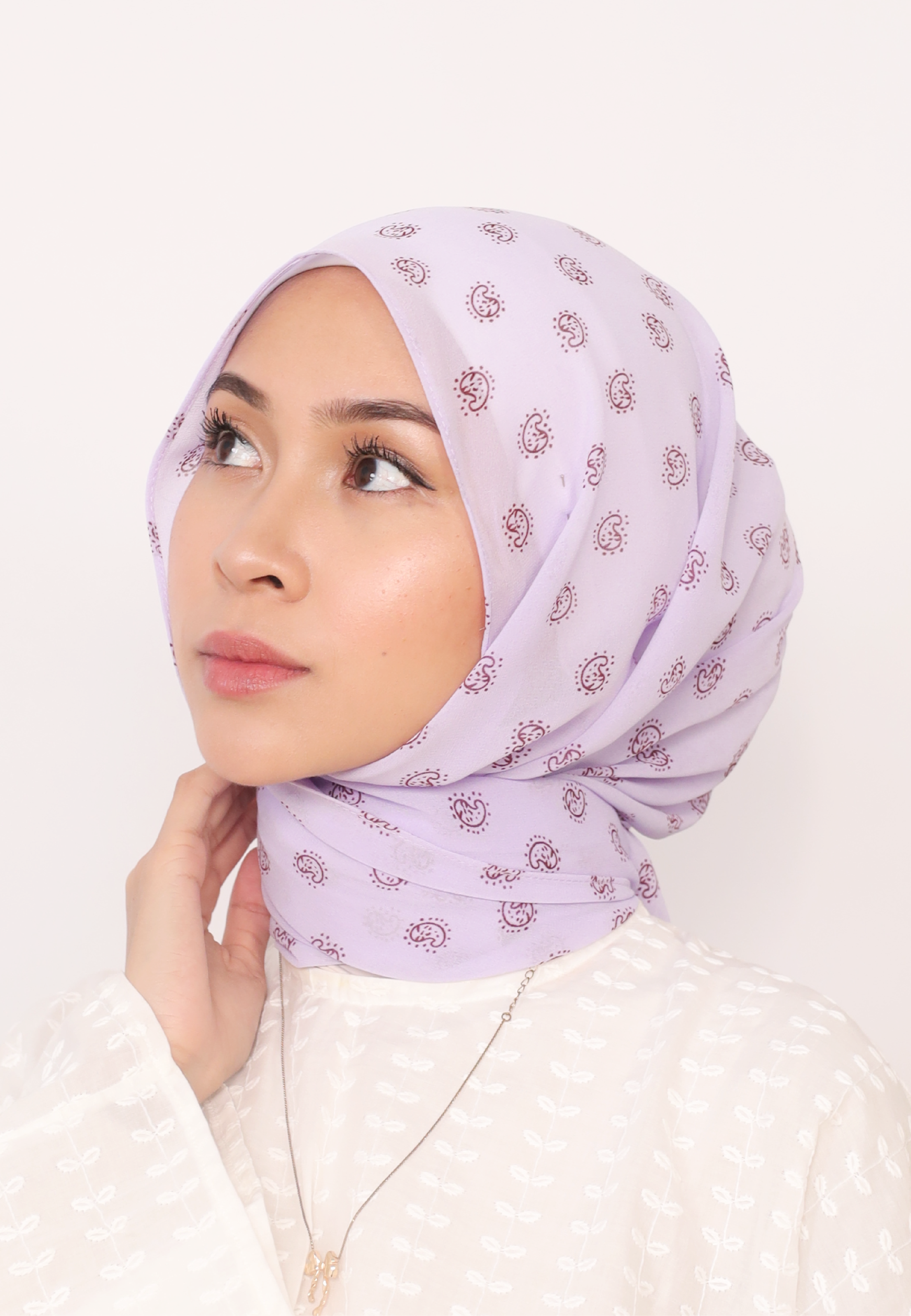 LUMIERÉ PRINTED LOOSE SHAWL - PURPLE PAISLEY