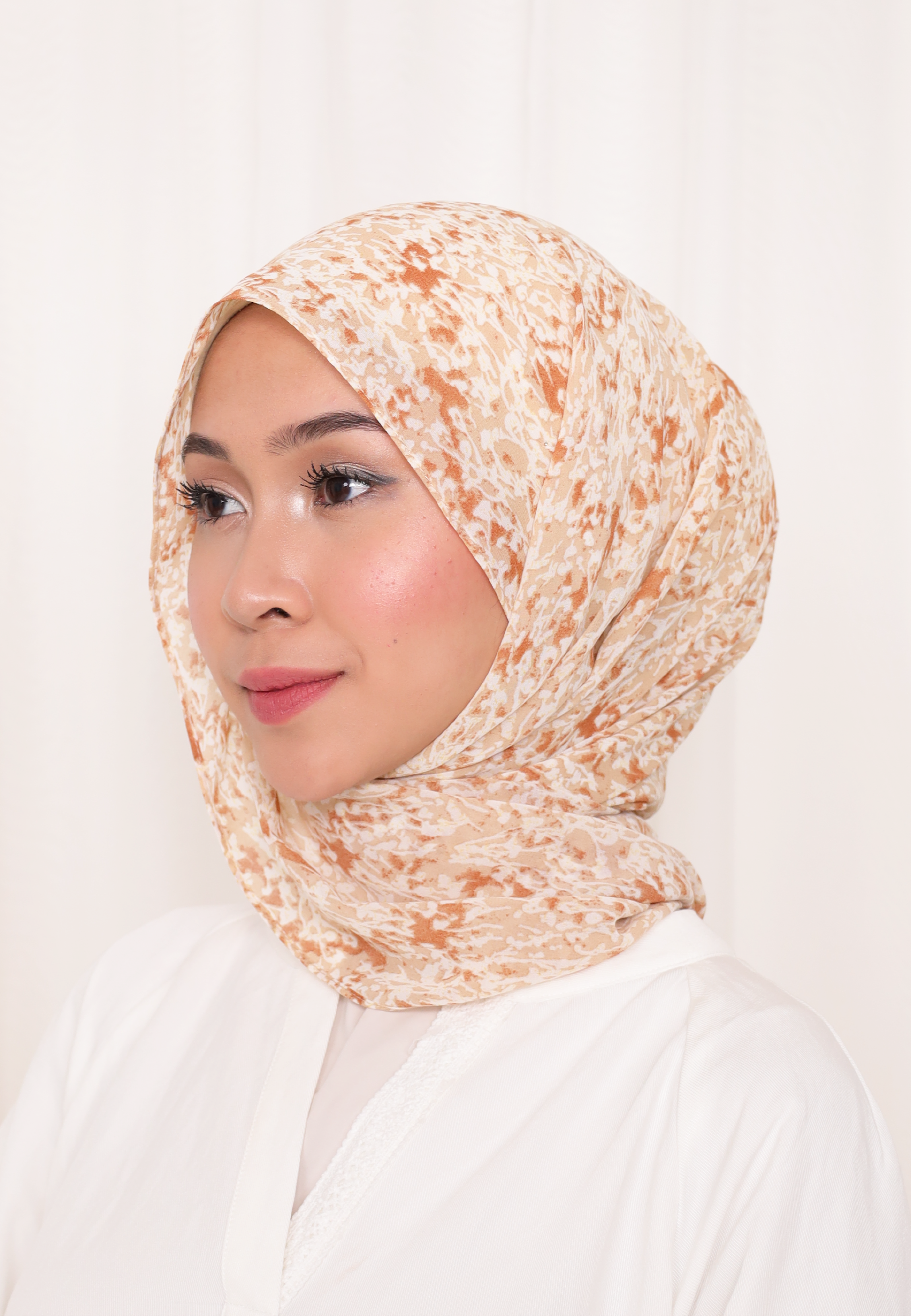 BELIEVE PRINTED LOOSE SHAWL IN SOMEBODY TO LOVE