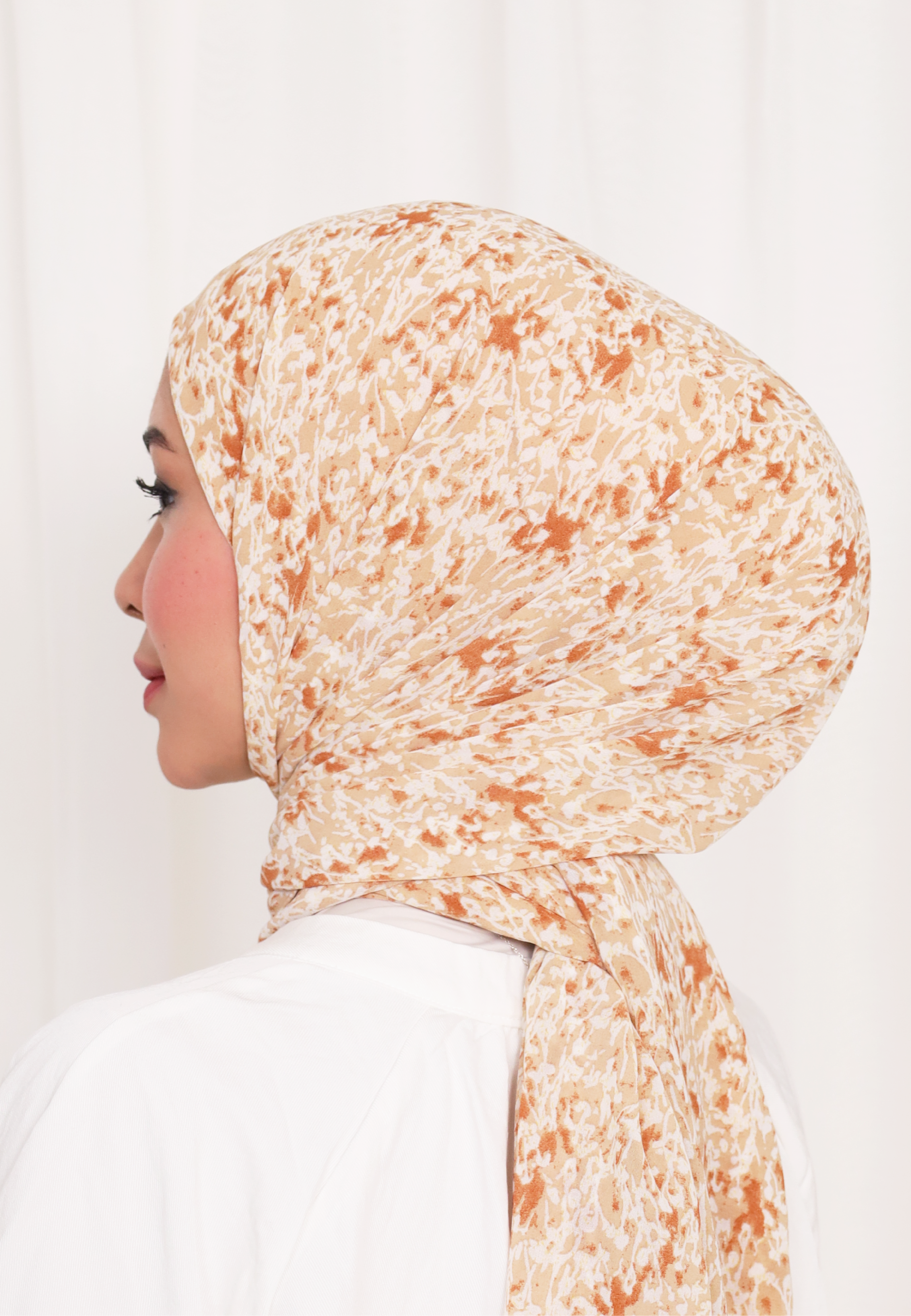 BELIEVE PRINTED LOOSE SHAWL IN SOMEBODY TO LOVE