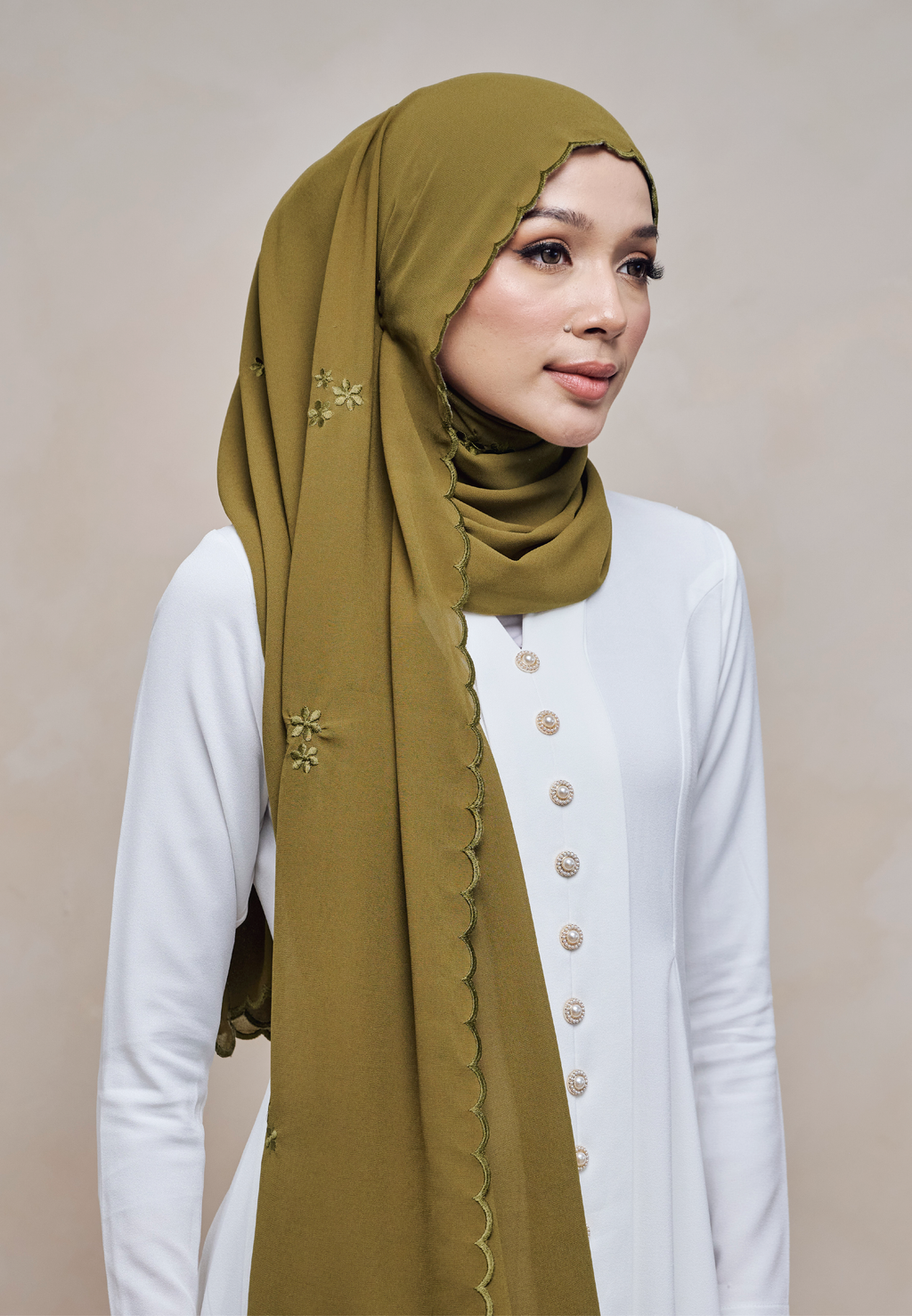 RONA LOOSE SHAWL IN HIJAU LUMUT