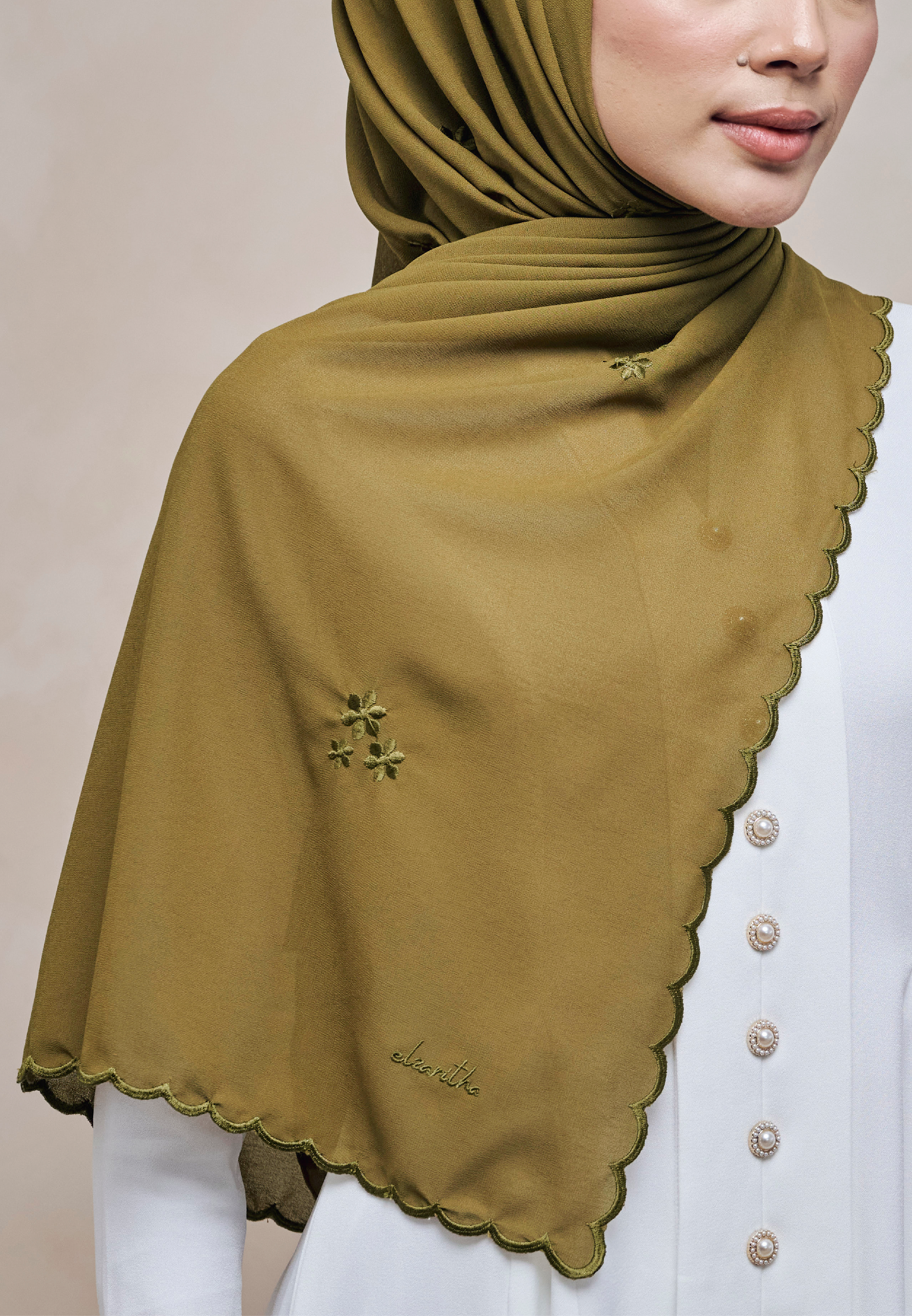 RONA LOOSE SHAWL IN HIJAU LUMUT