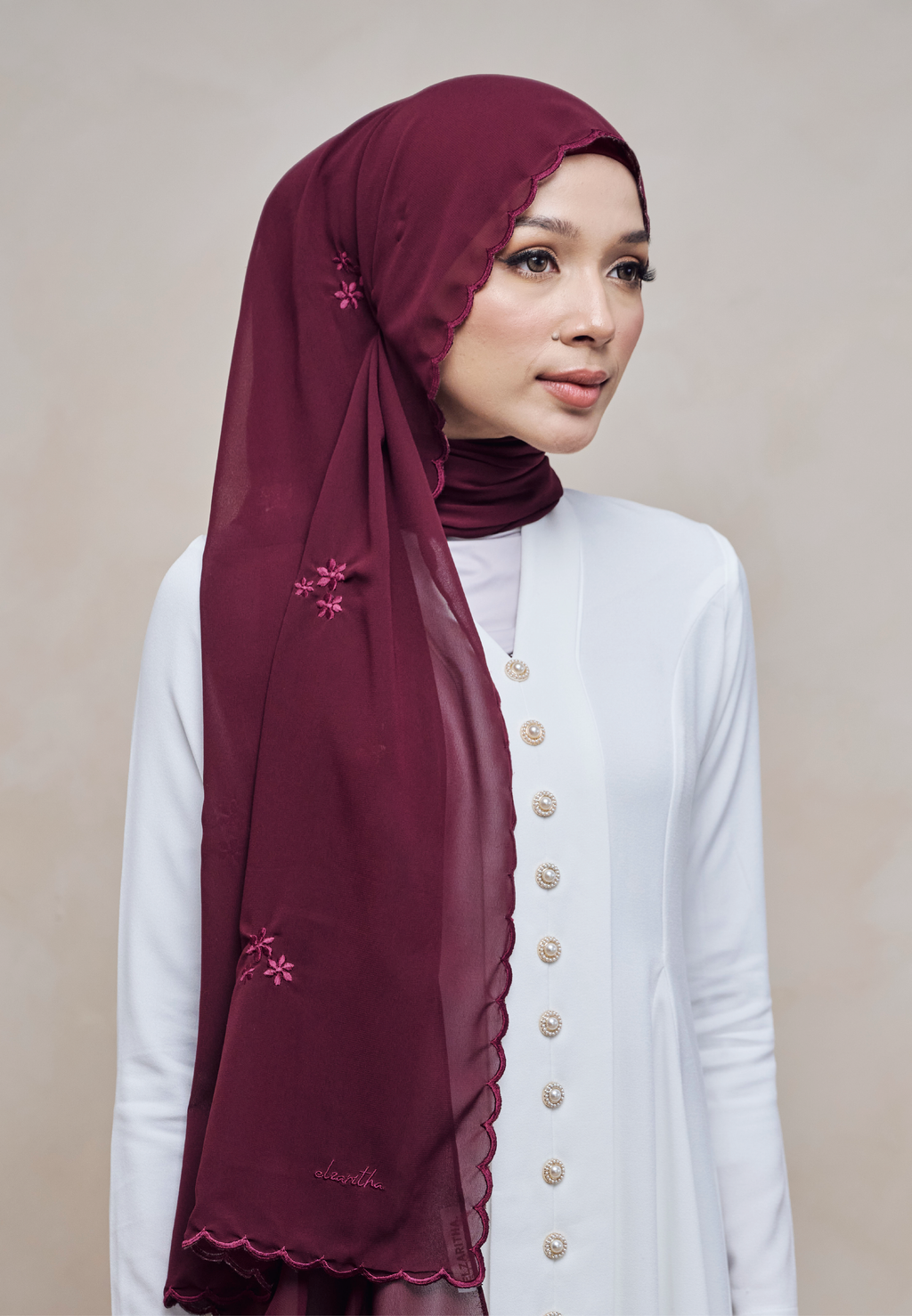 RONA LOOSE SHAWL IN MERAH TUA