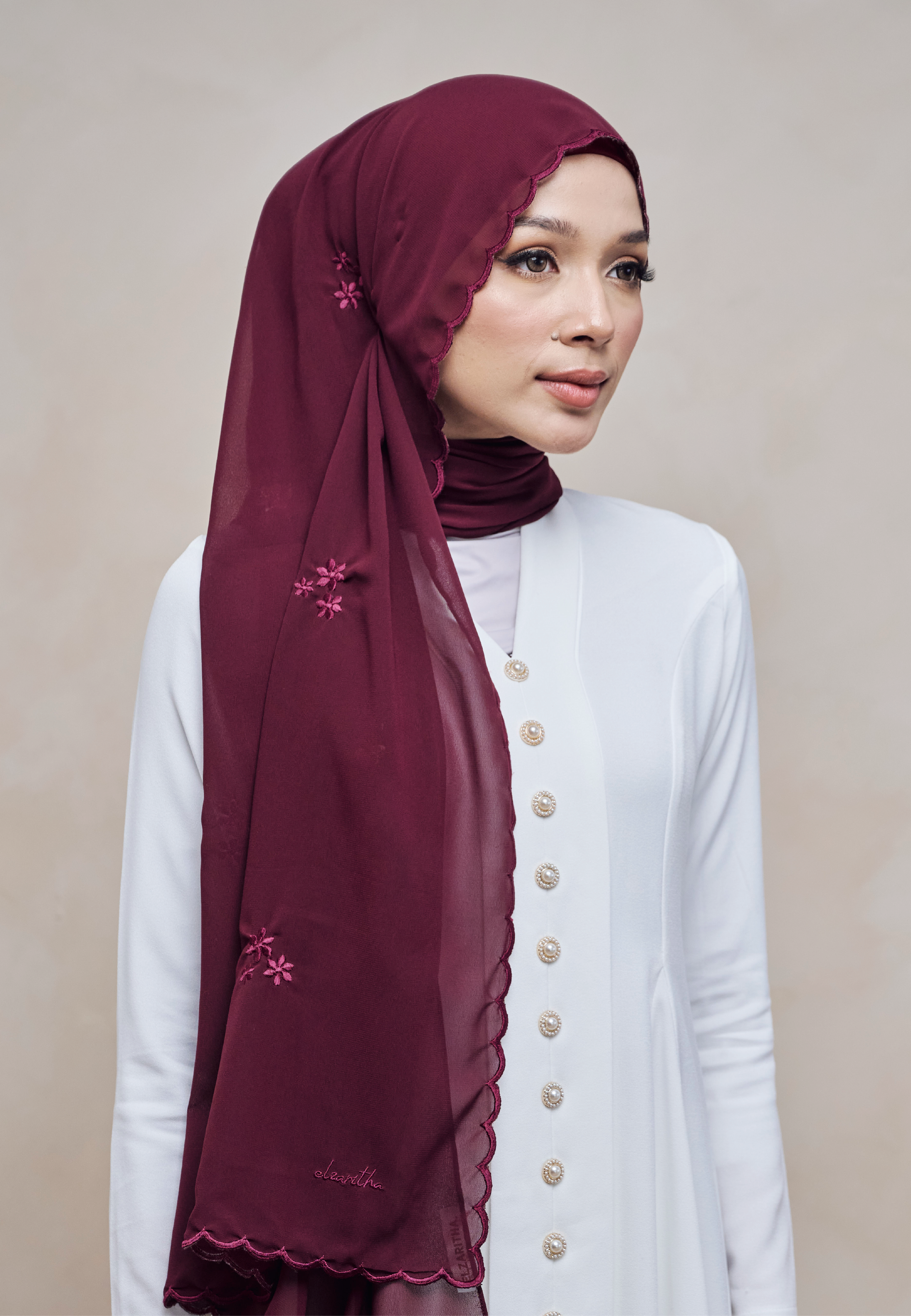 RONA LOOSE SHAWL IN MERAH TUA
