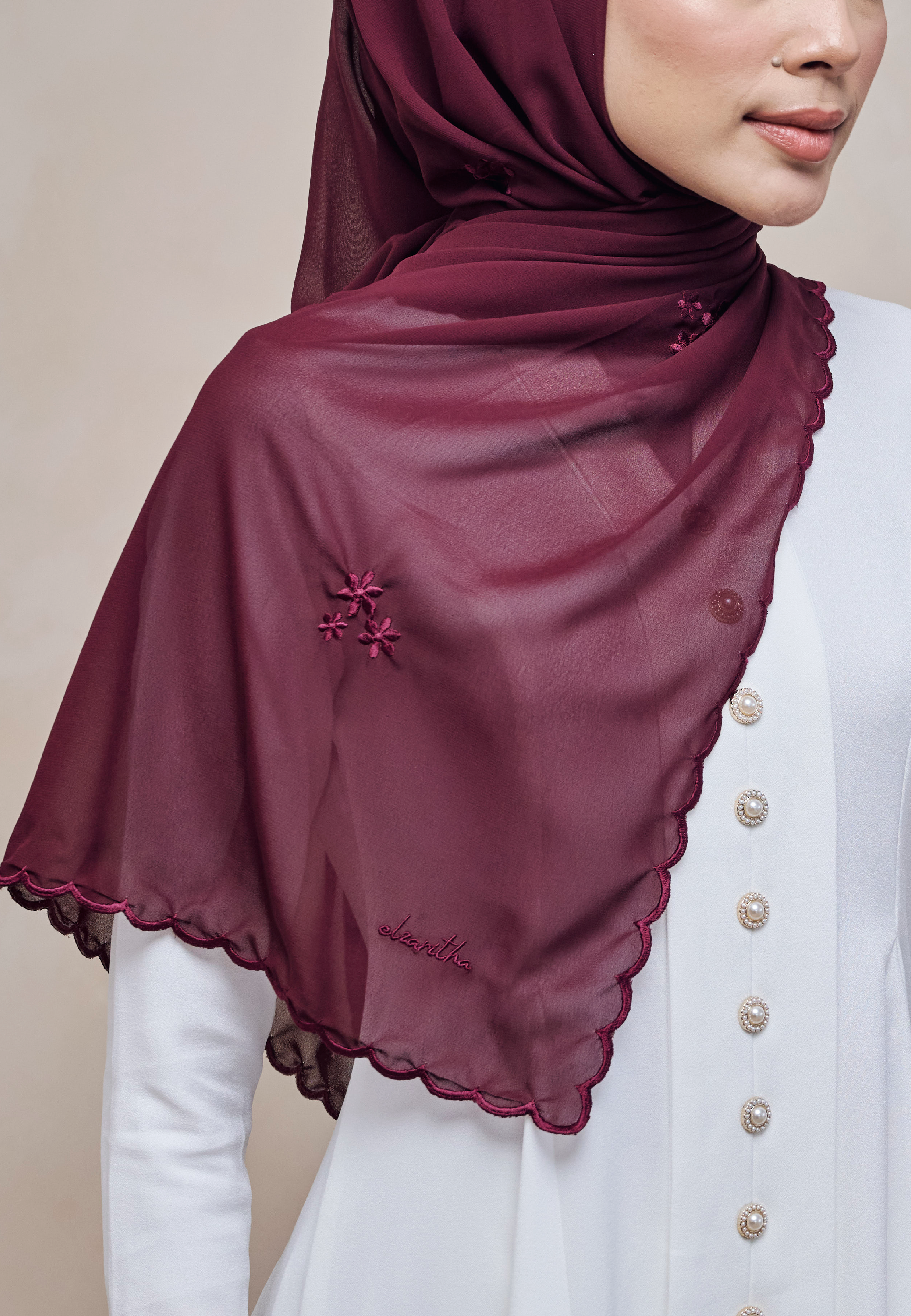 RONA LOOSE SHAWL IN MERAH TUA