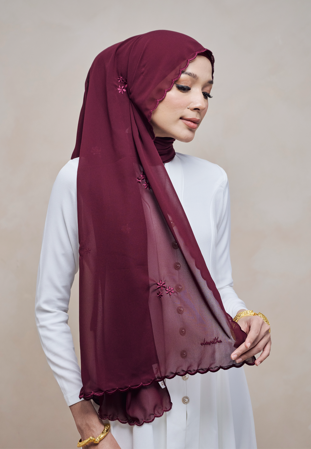 RONA LOOSE SHAWL IN MERAH TUA