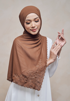 SERIKANDI INSTANT SHAWL IN COKLAT