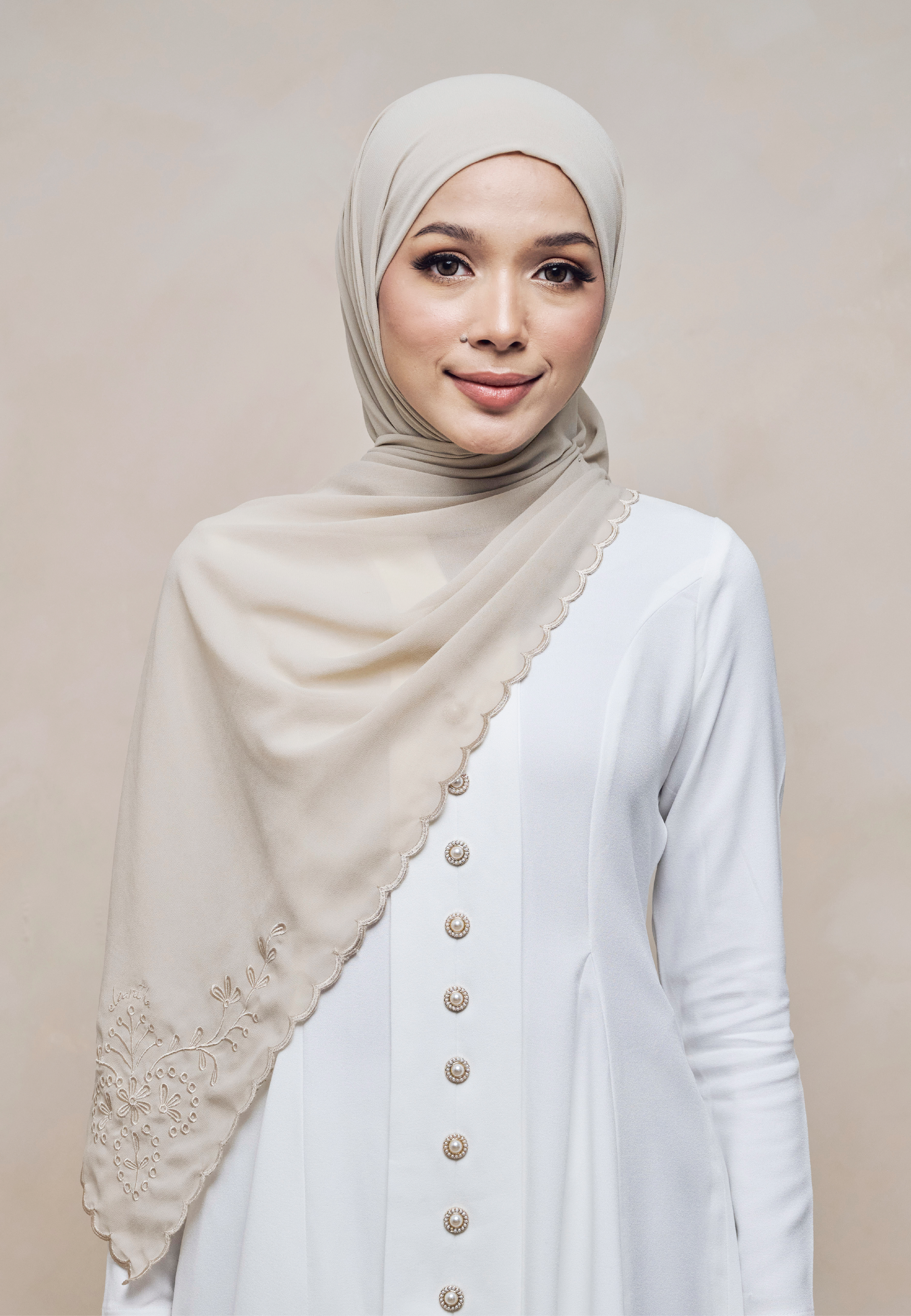SERIKANDI INSTANT SHAWL IN SAWO MATANG