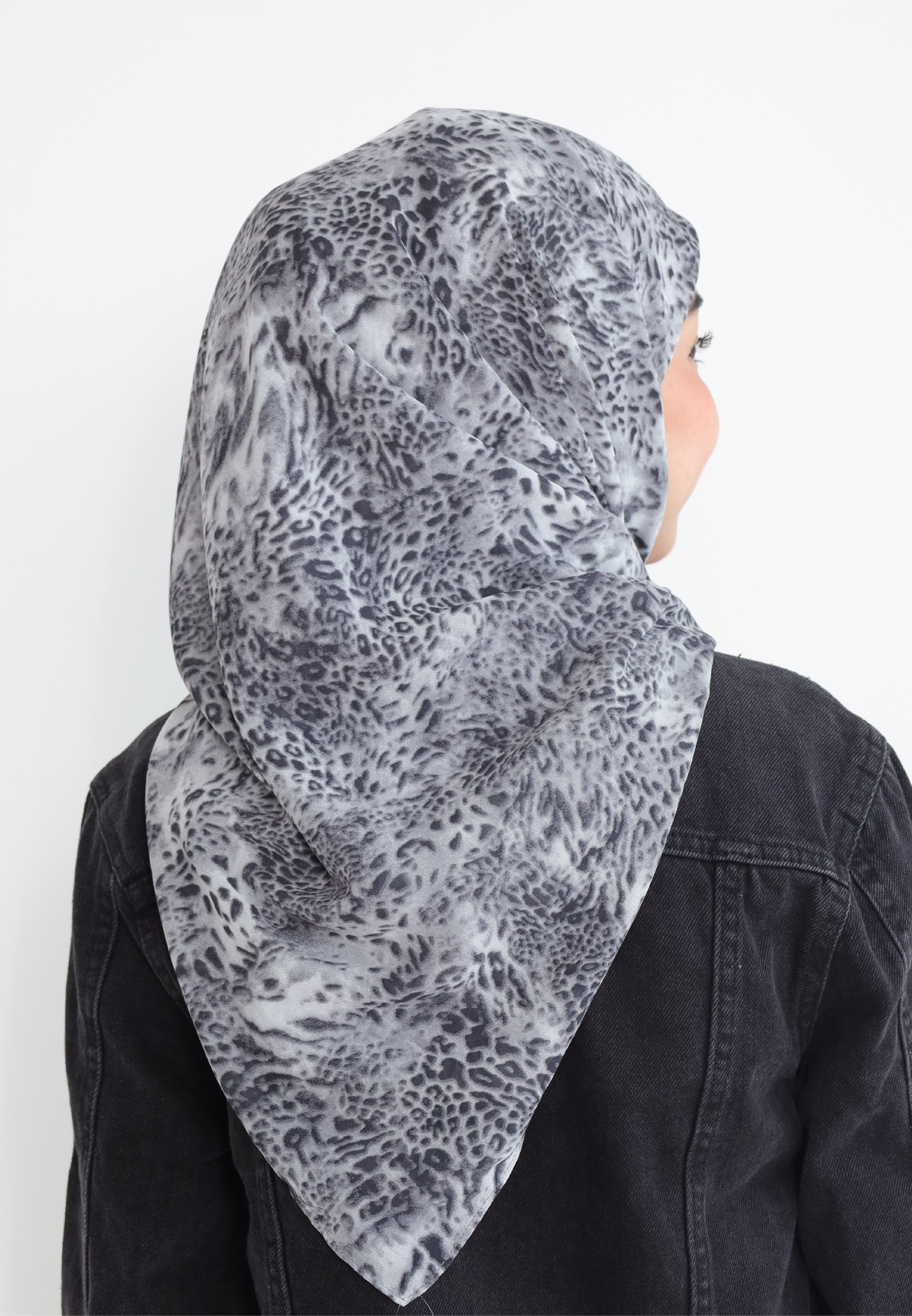 (NO INNER) ANIMARA PRINTED BAWAL IN ASHMERE