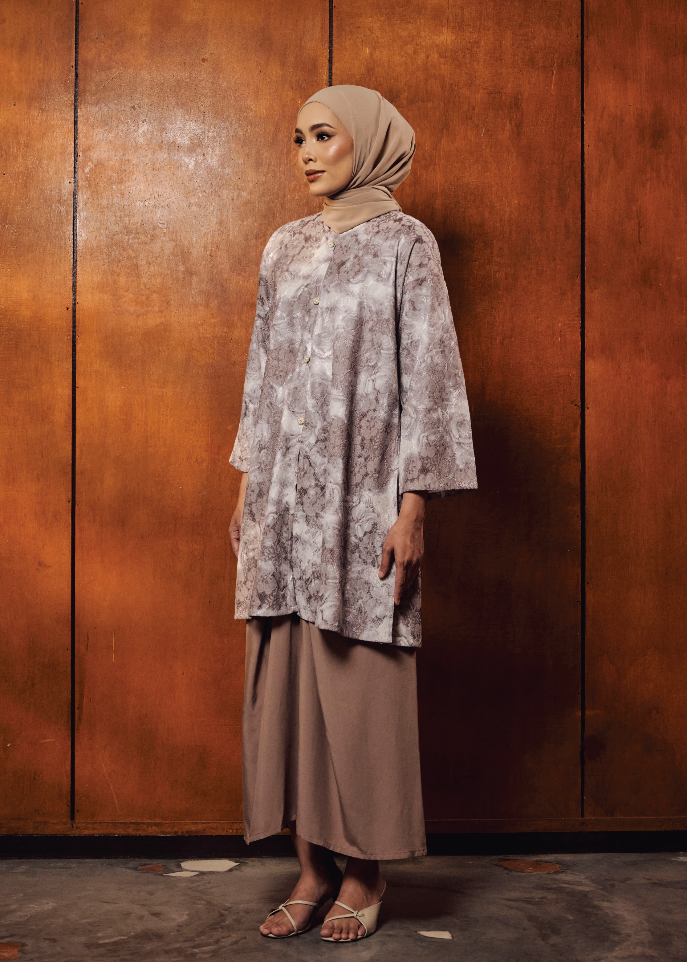 TERBIT TERANG: RATNA IN COKLAT BAYU