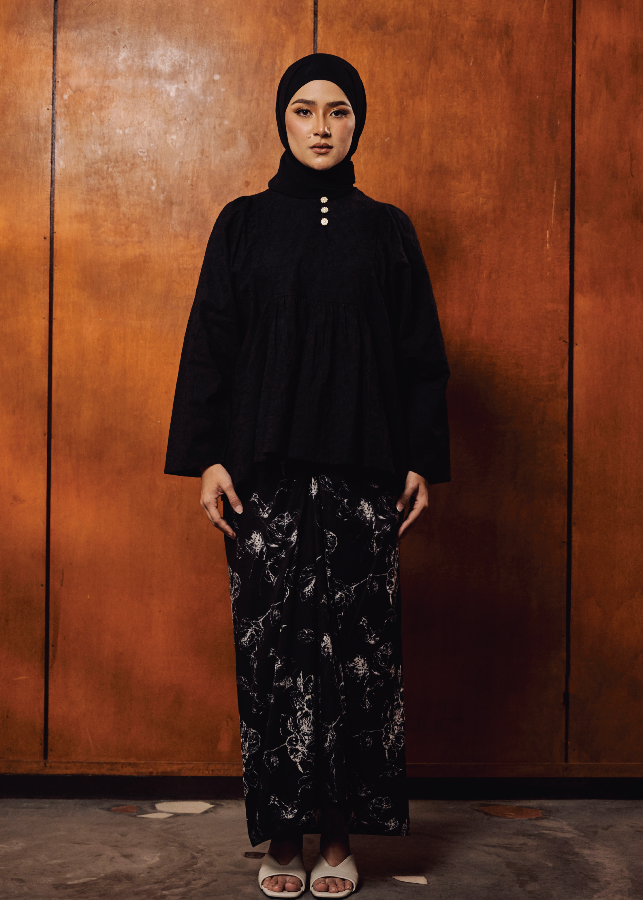 TERBIT TERANG: JUWITA IN HETAM