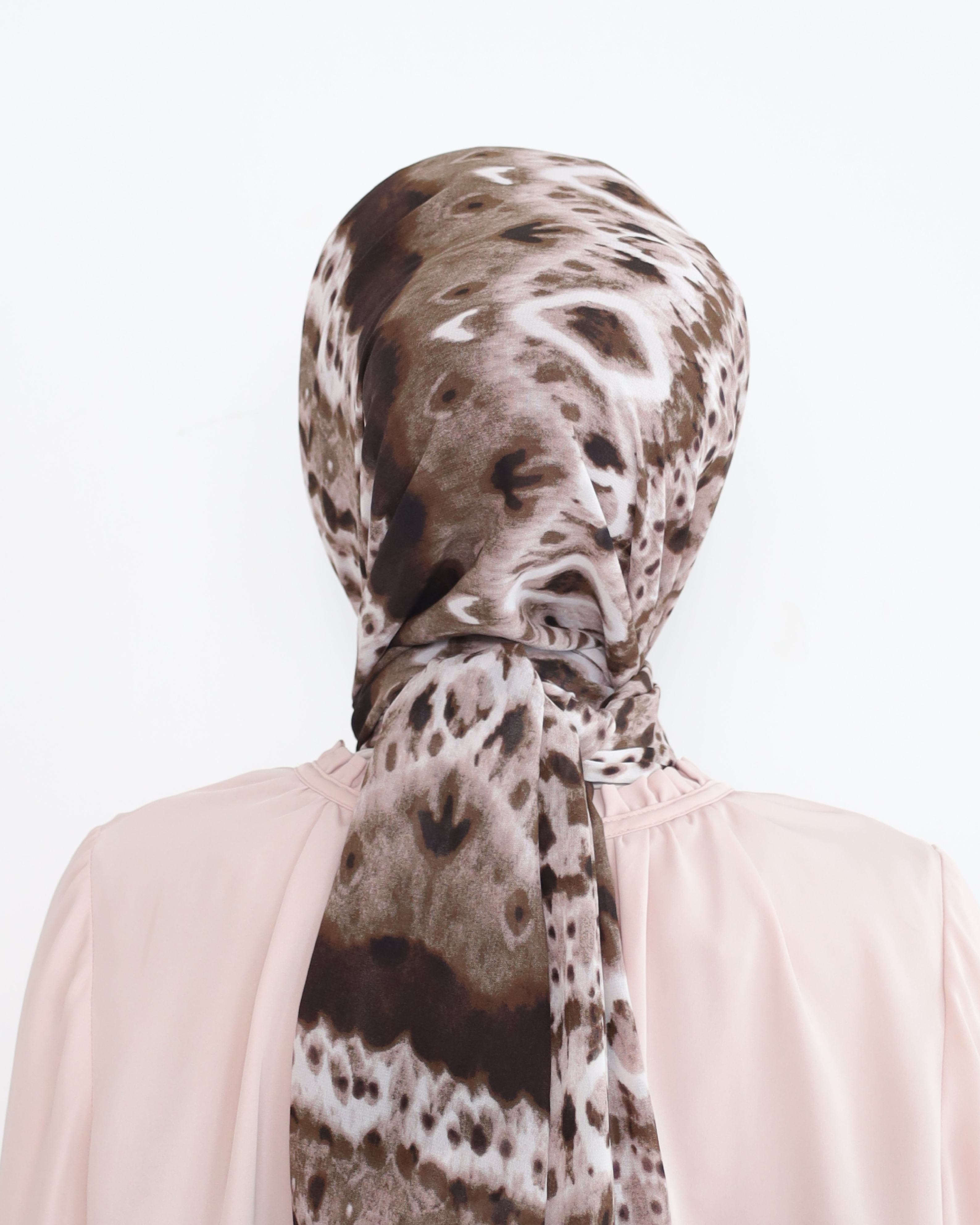 (NO INNER) ANIMARA PRINTED SHAWL IN FIERRA