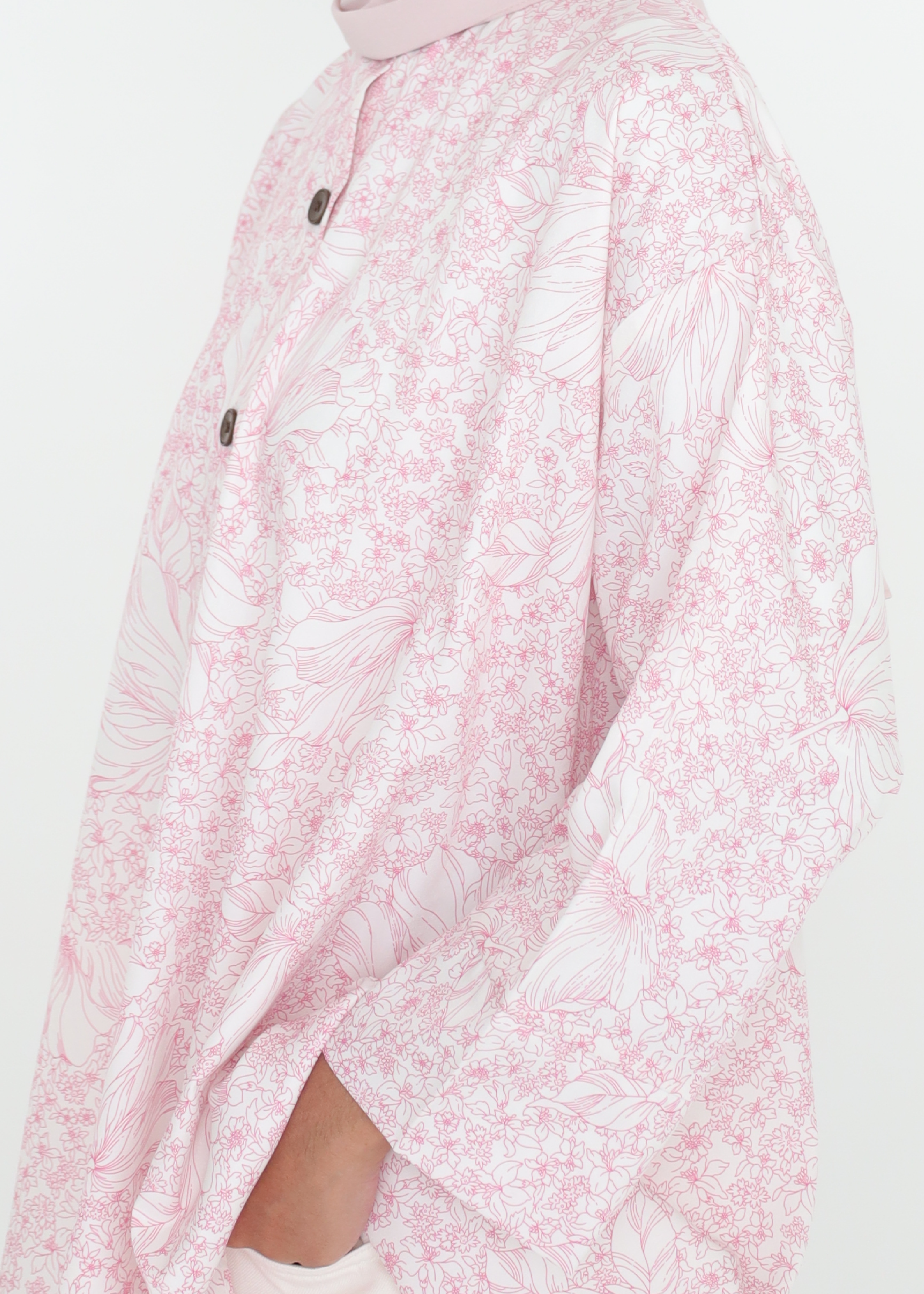 LAYANG SELESA TOP IN FLOWER PINK