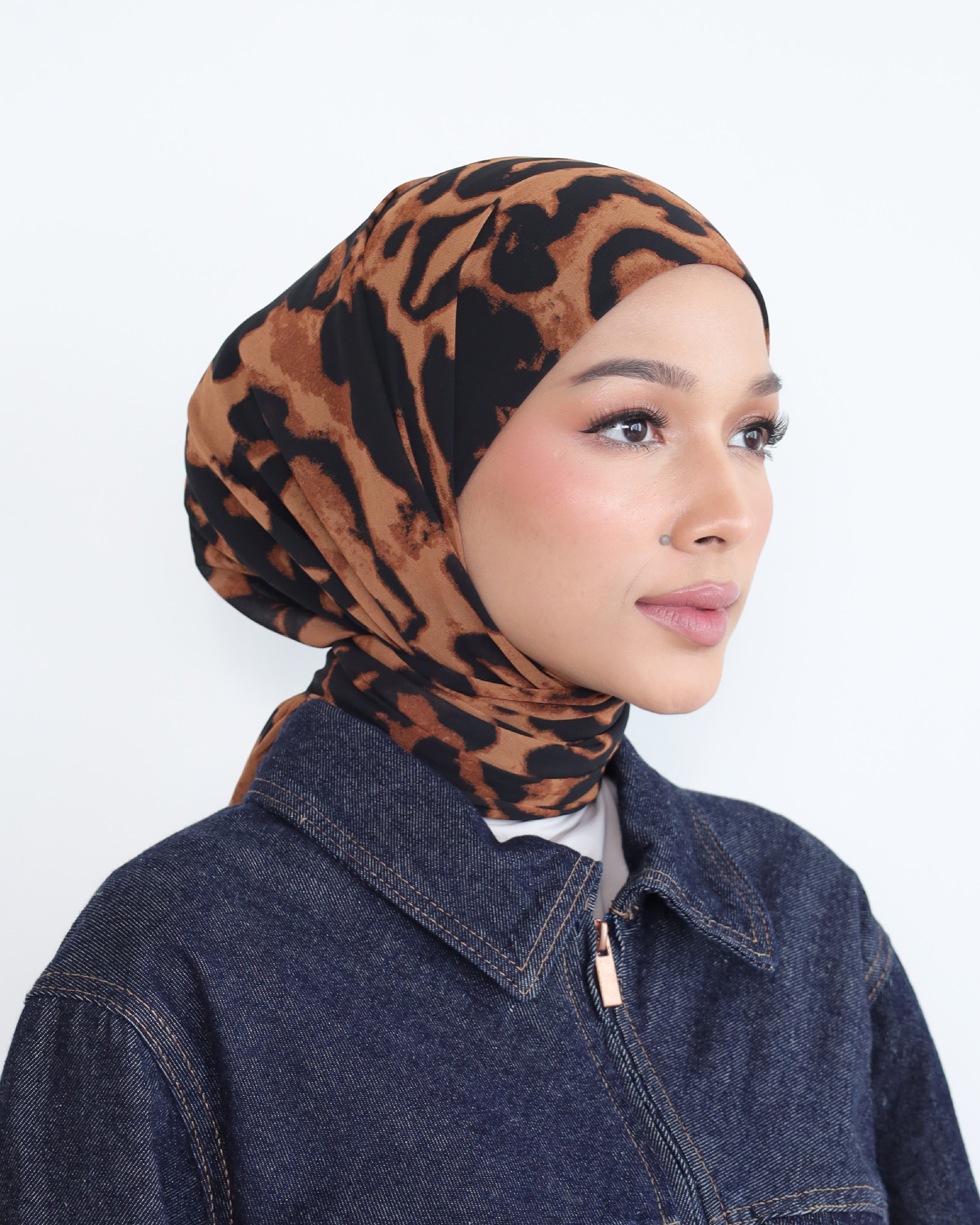 ANIMARA INSTANT PRINTED BAWAL IN LEOPRA