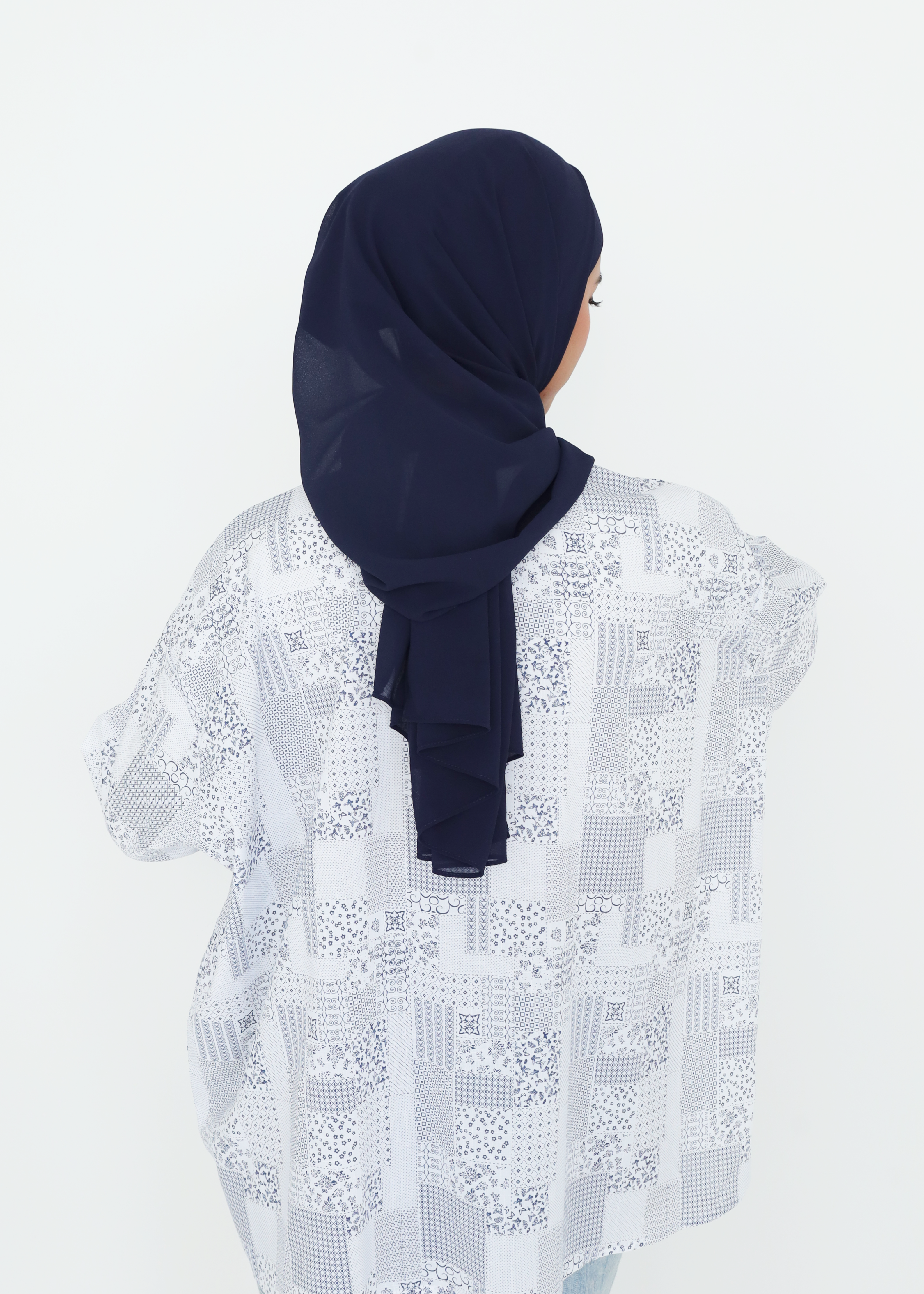 LAYANG SELESA TOP IN NAVY GRID