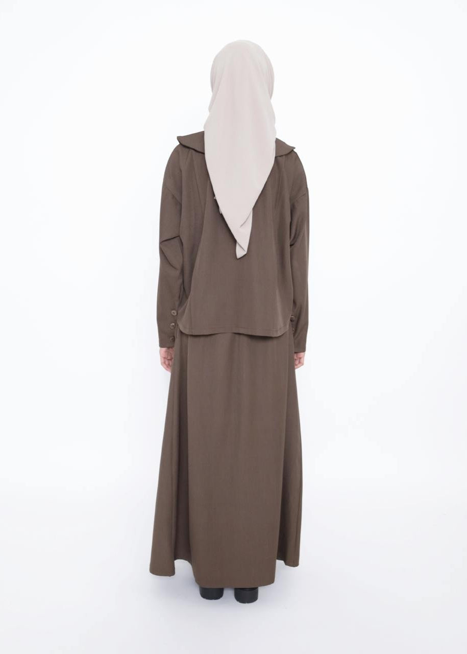 CORE CASUAL IN OLIVE BROWN