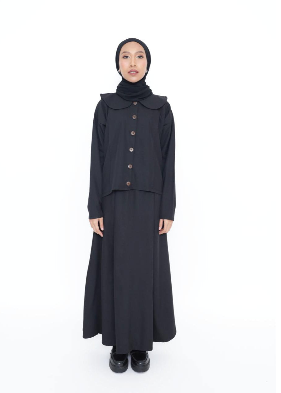 CORE CASUAL IN ONYX BLACK