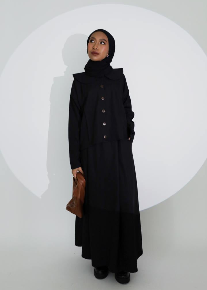 CORE CASUAL IN ONYX BLACK