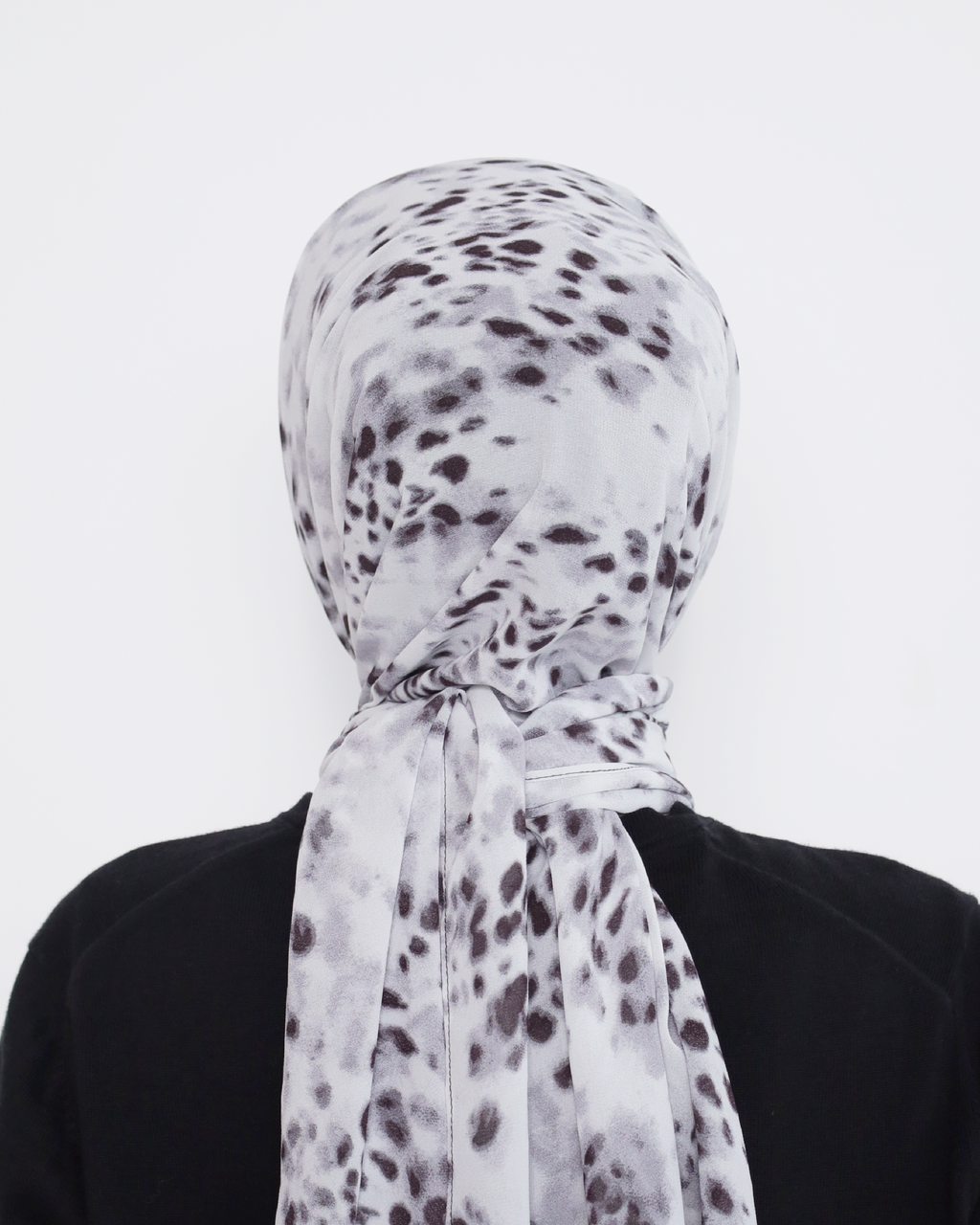 ANIMARA PRINTED INSTANT SHAWL IN SILVERA