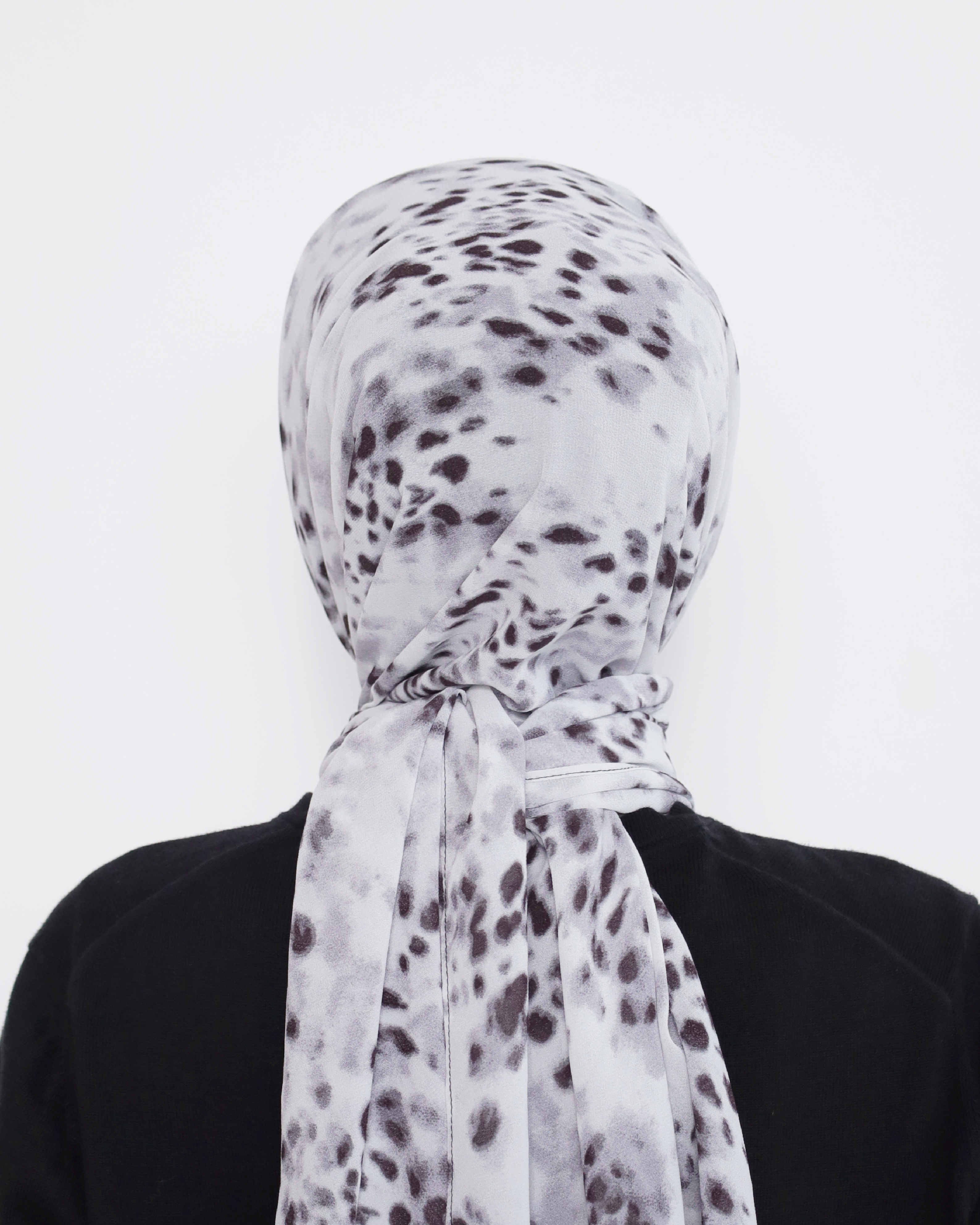 ANIMARA PRINTED INSTANT SHAWL IN SILVERA